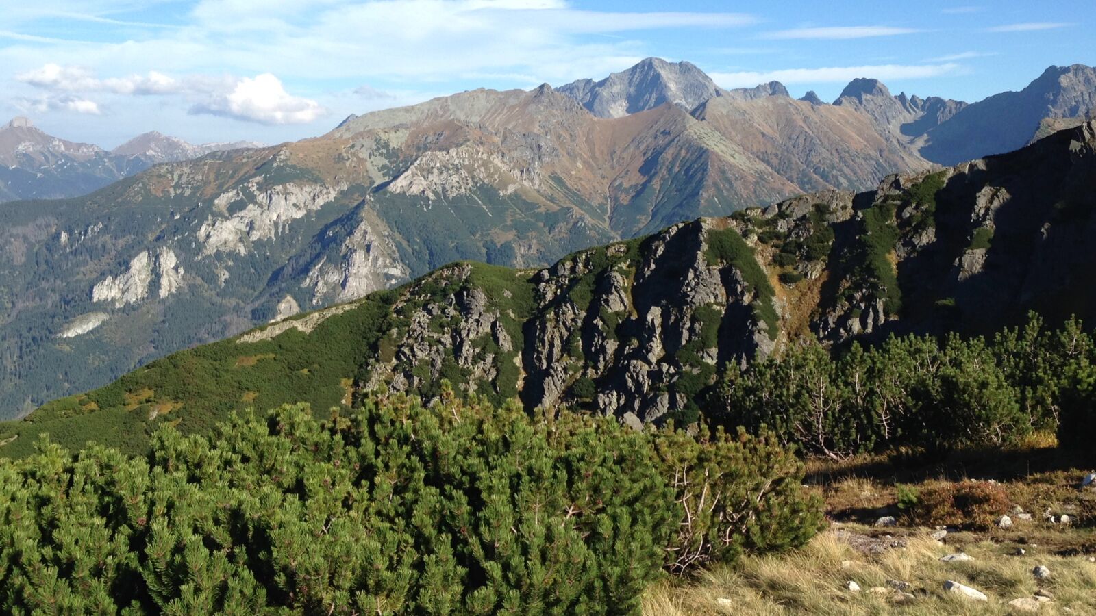 iPhone 5c back camera 4.12mm f/2.4 sample photo. Mountains, trail, tatry photography