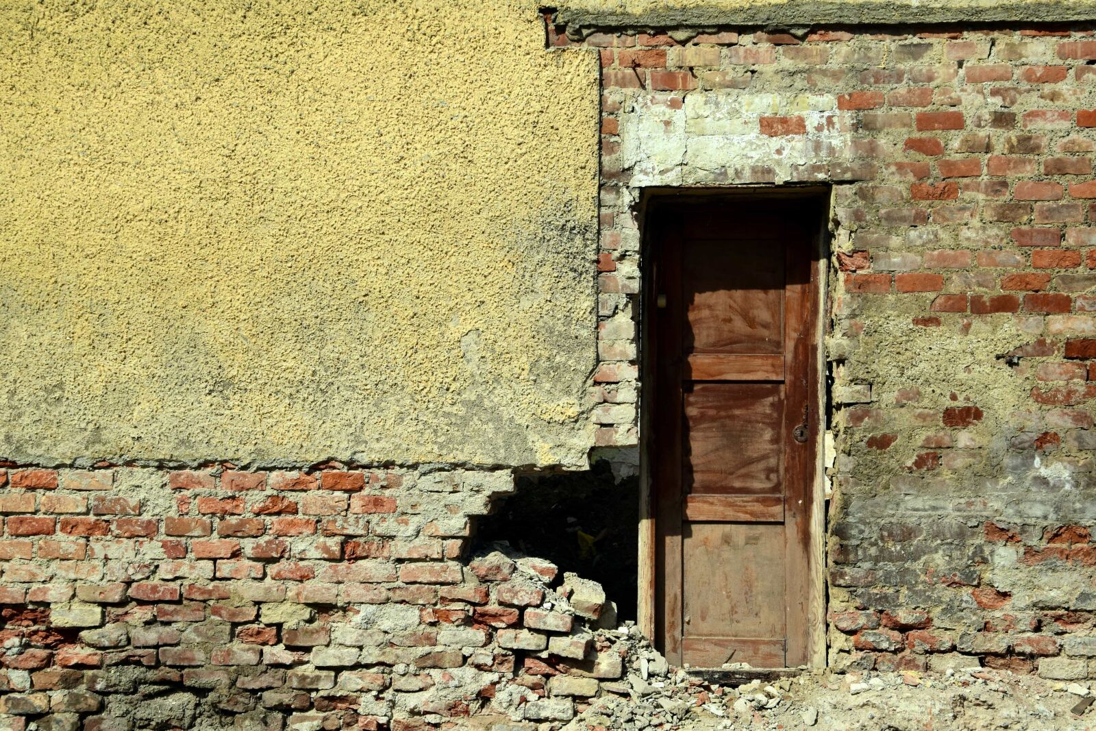 Nikon D3300 sample photo. House, window, wall, urban photography
