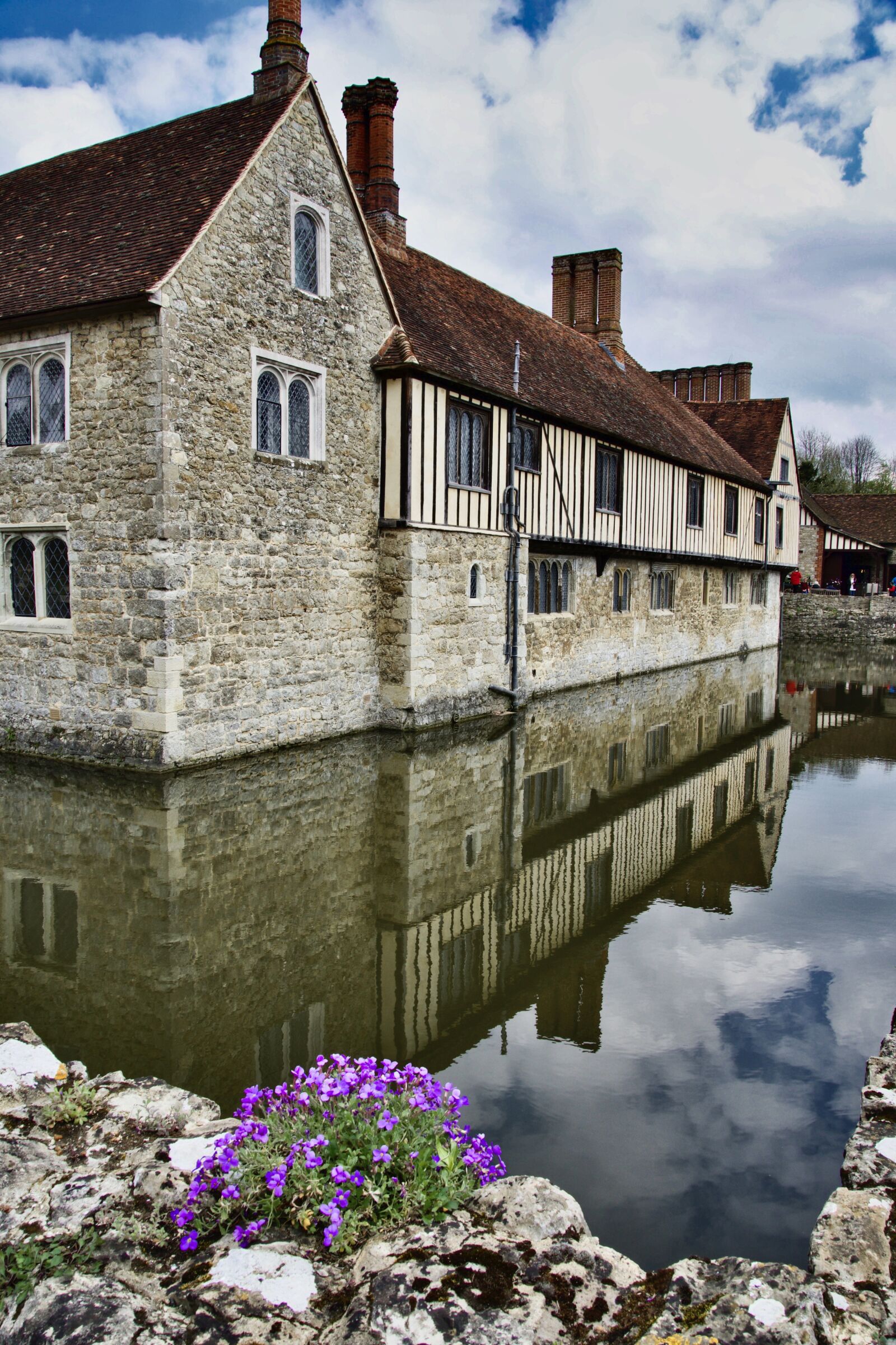 Sony a6500 sample photo. Moat, castle, estate photography