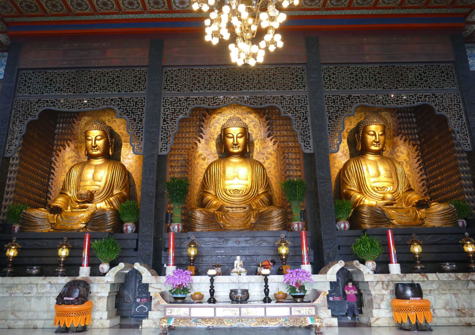 Panasonic Lumix DMC-FZ1000 sample photo. Temple, buddhism, temple complex photography