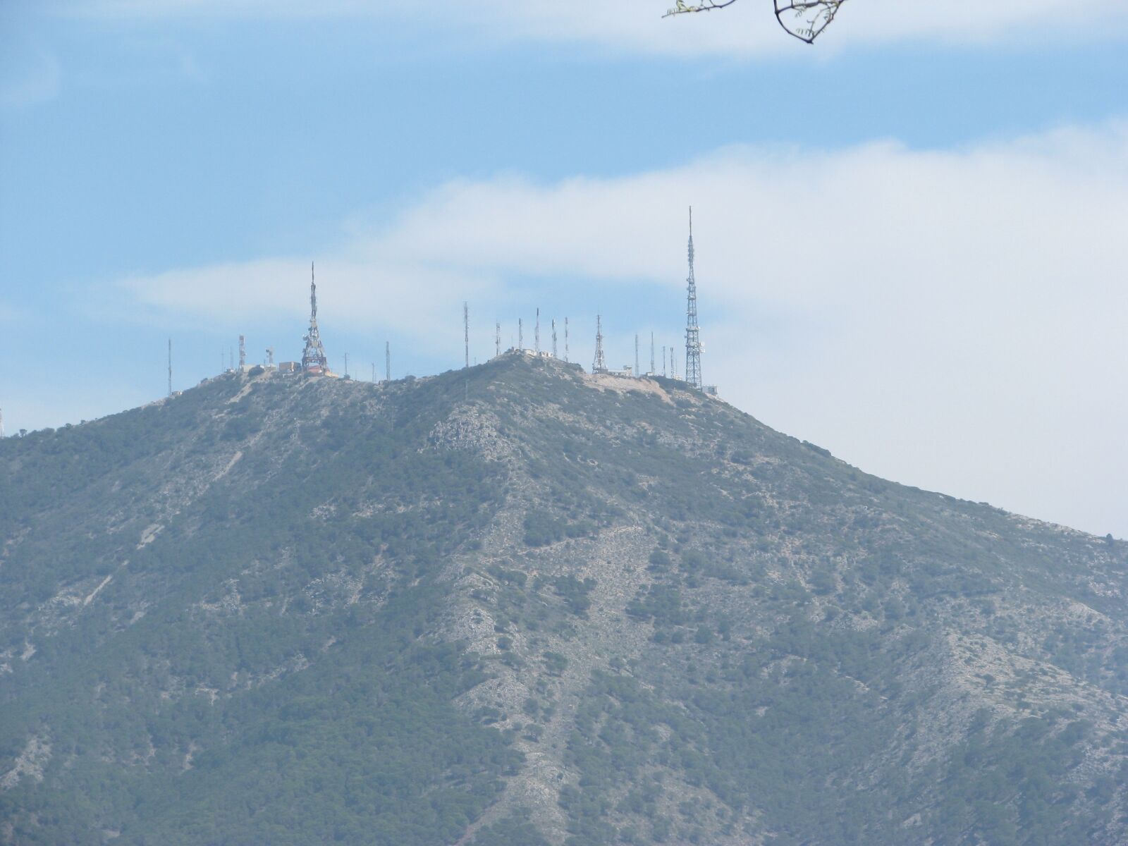 Canon POWERSHOT S5 IS sample photo. Antenna, hill, spain photography