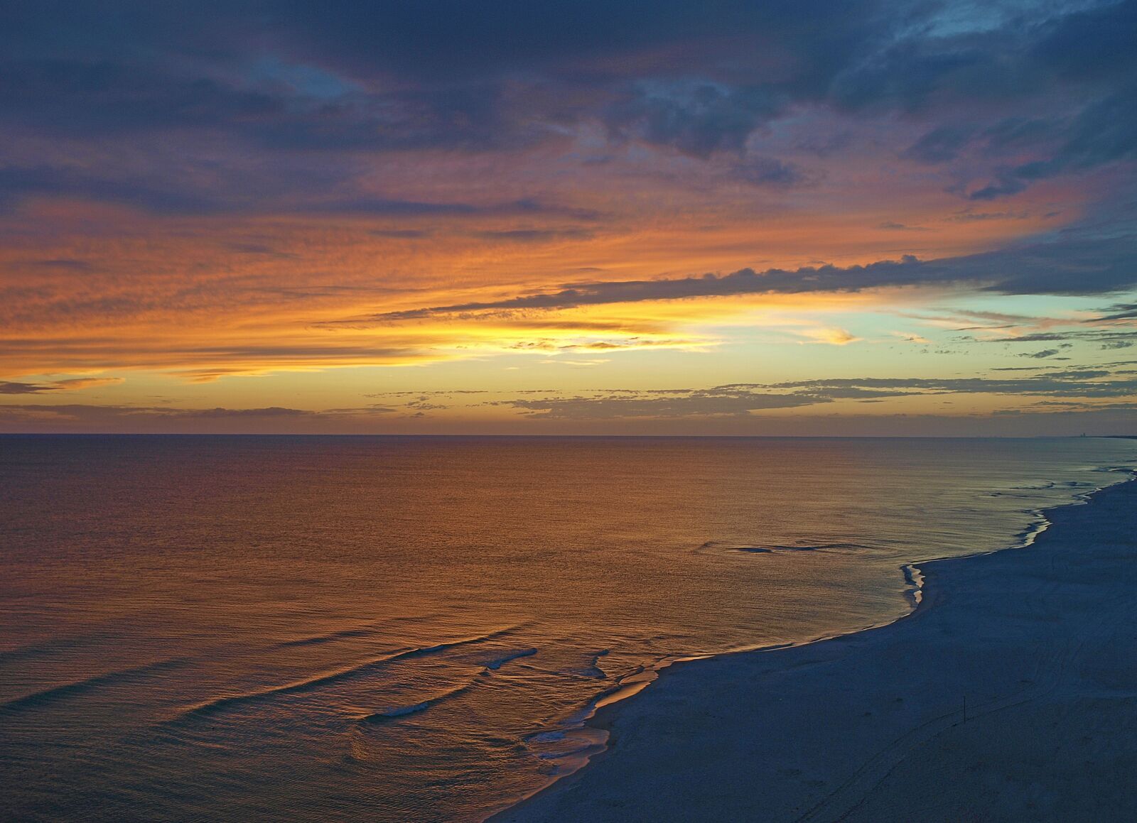 Olympus E-3 sample photo. Sunset, water, dusk photography