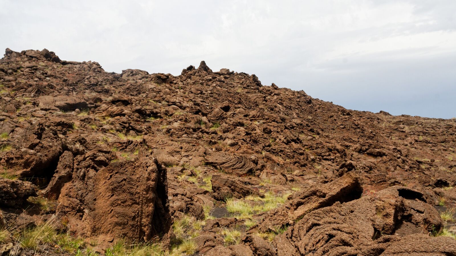 Canon EOS 450D (EOS Rebel XSi / EOS Kiss X2) sample photo. Etna, lava, slag photography