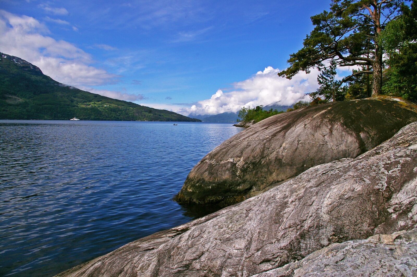 Pentax *ist DL2 sample photo. Norway, vacations, nature photography
