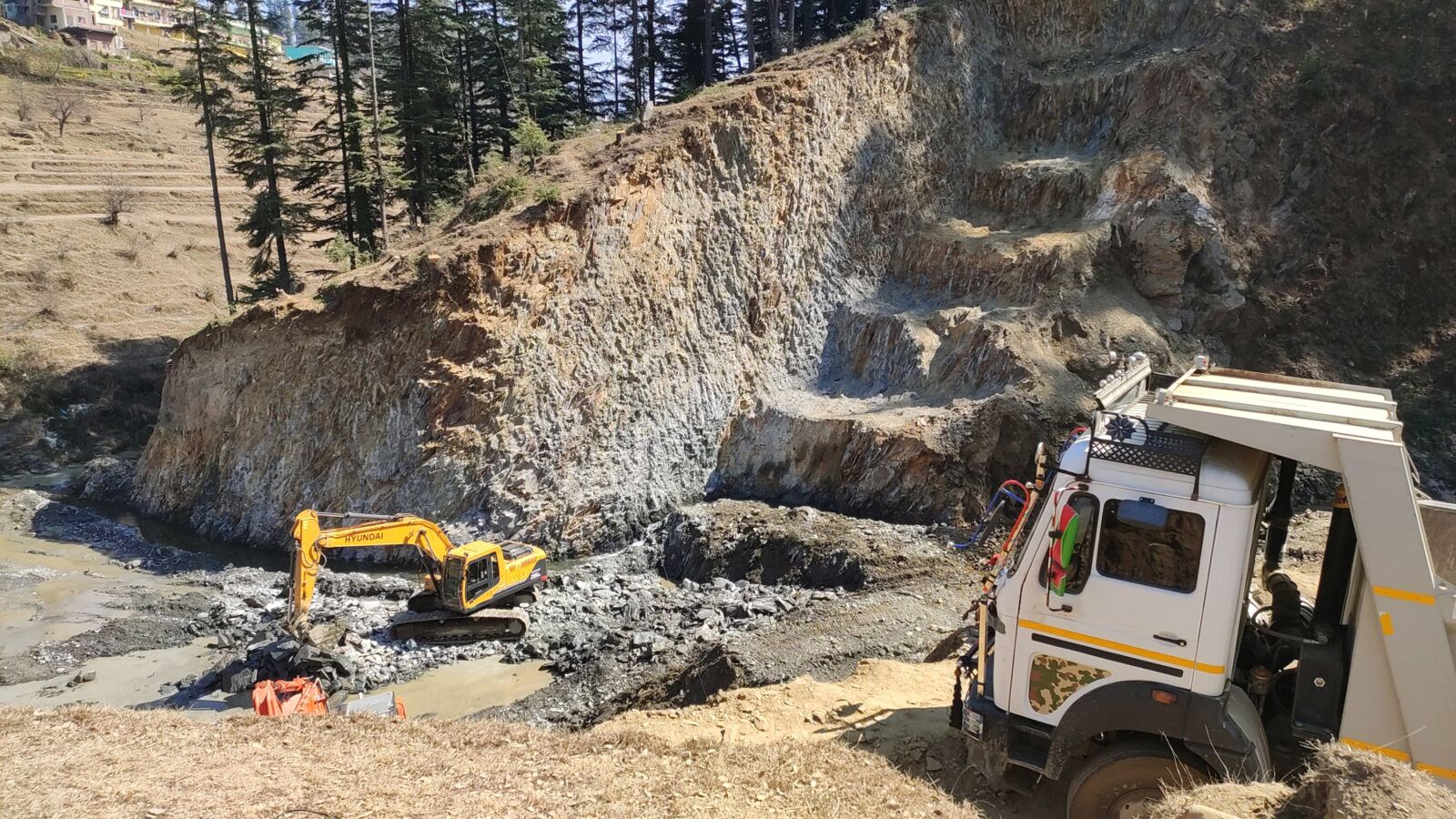 Xiaomi Redmi Note 7 Pro sample photo. Construction, excavation, valley photography
