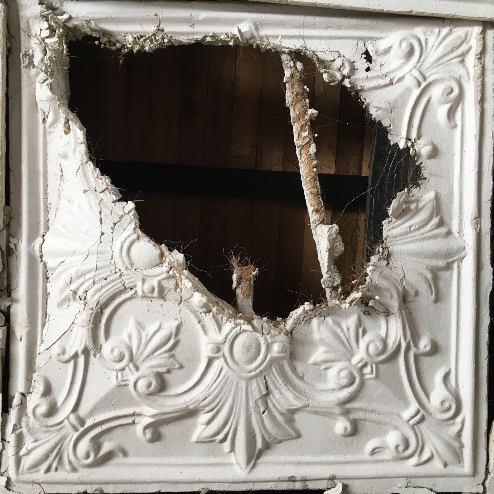 Apple iPhone 6s sample photo. Broken, sad, misery photography