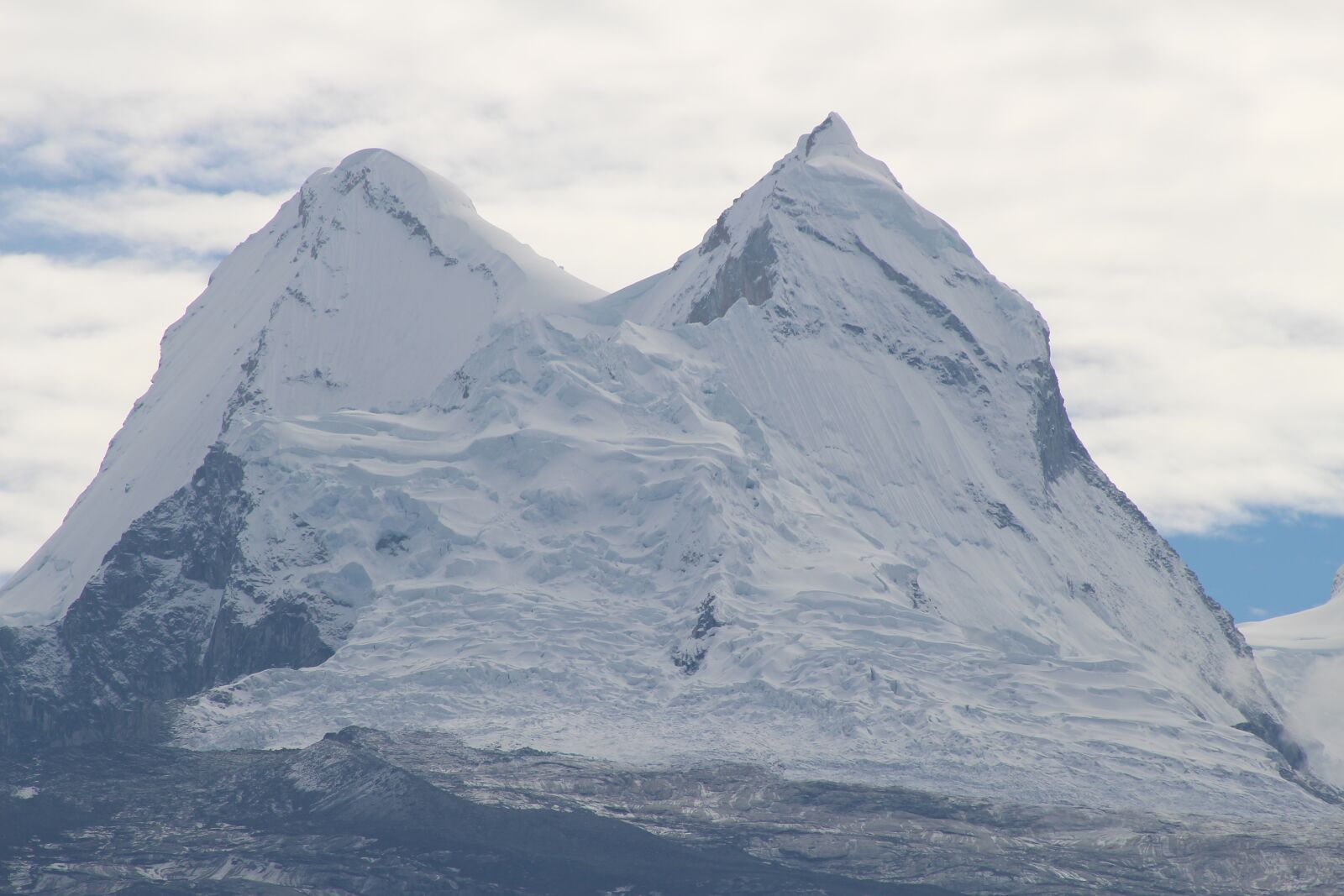 Canon EF 75-300mm f/4-5.6 sample photo. Hill, peru, nevado photography