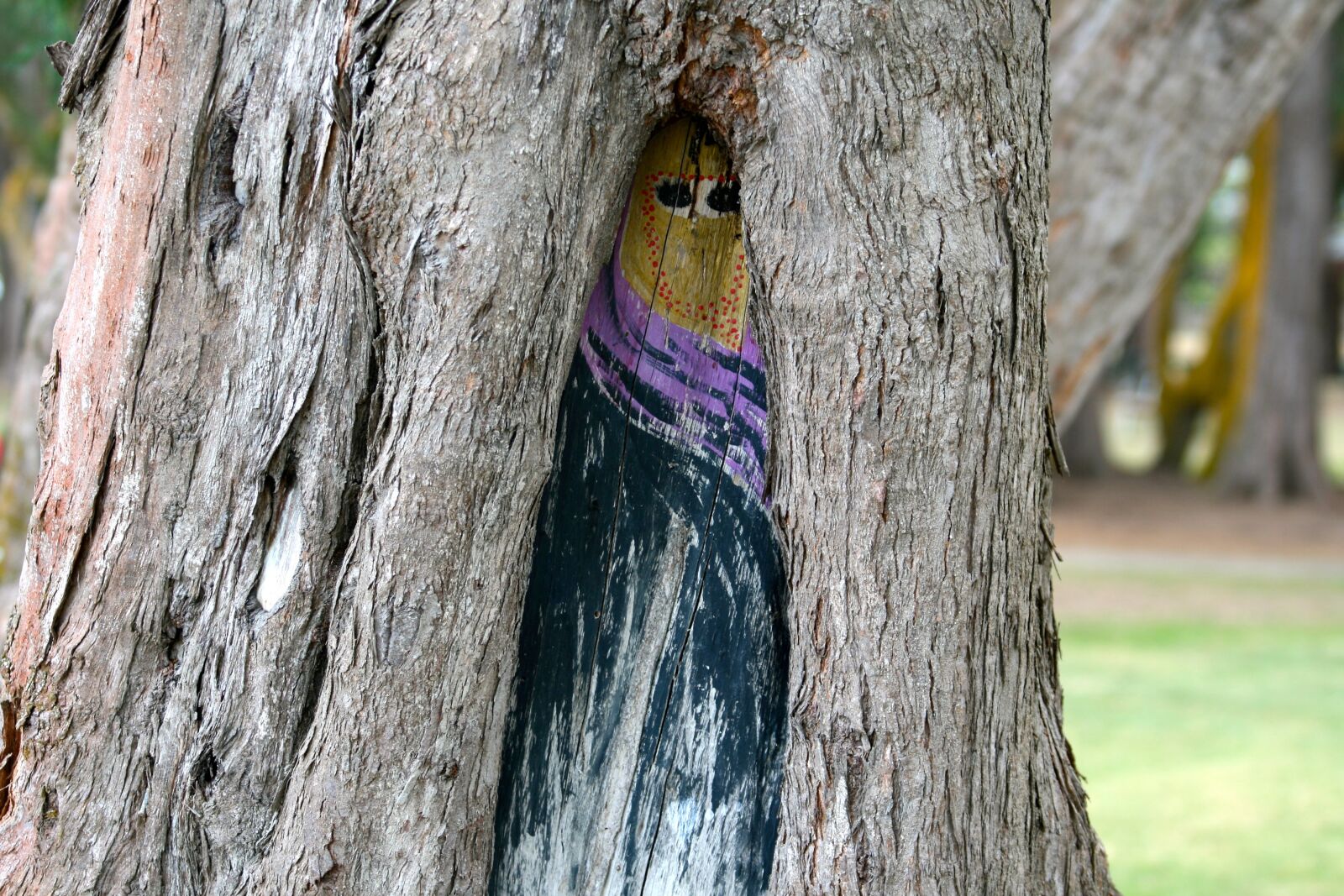 Canon EOS 400D (EOS Digital Rebel XTi / EOS Kiss Digital X) sample photo. Tree, art, outdoors photography