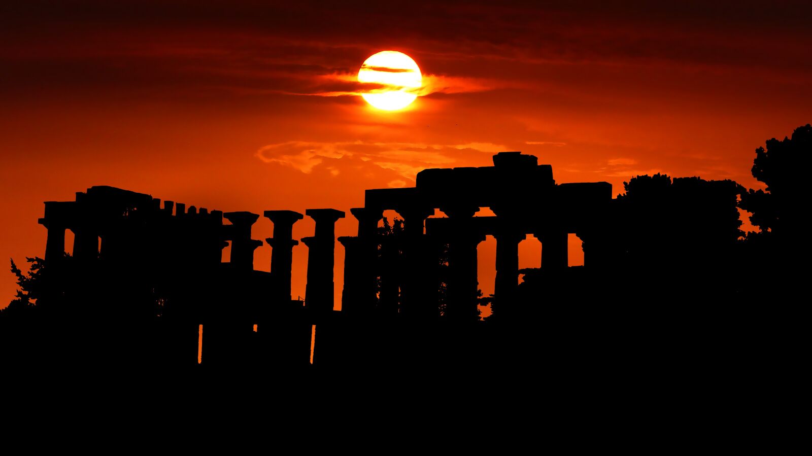 Panasonic Lumix DMC-FZ200 sample photo. Sunset, temple, greek photography