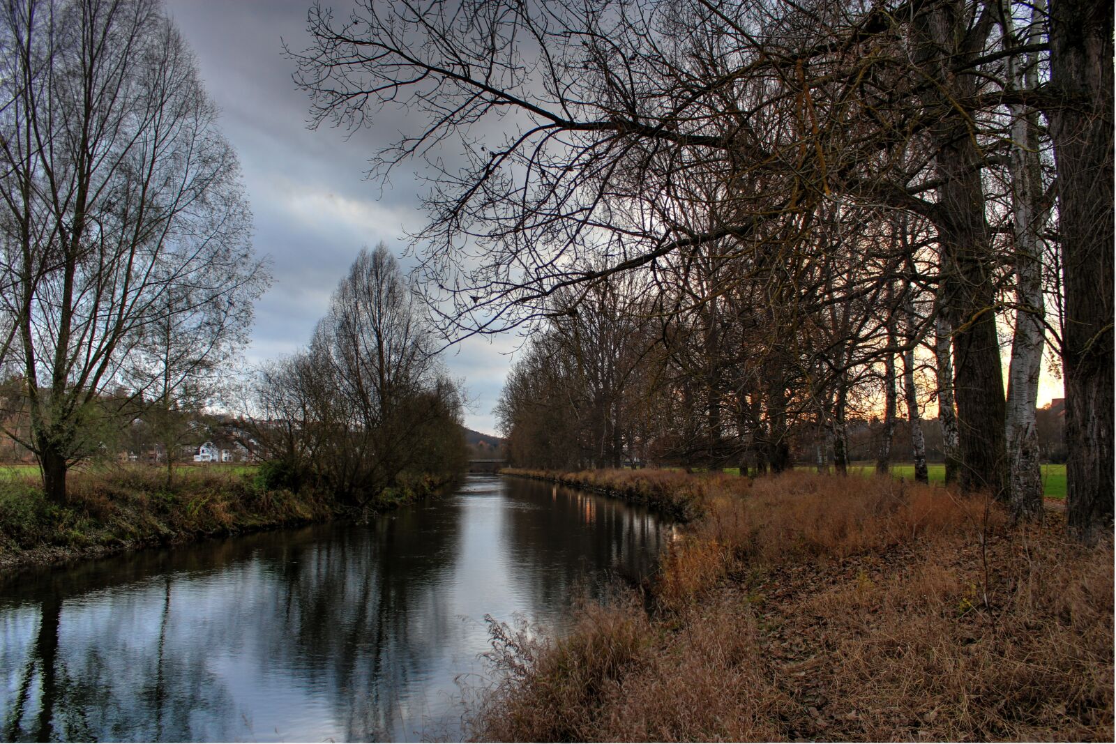 Canon EOS 550D (EOS Rebel T2i / EOS Kiss X4) sample photo. River, diemel, warburg photography