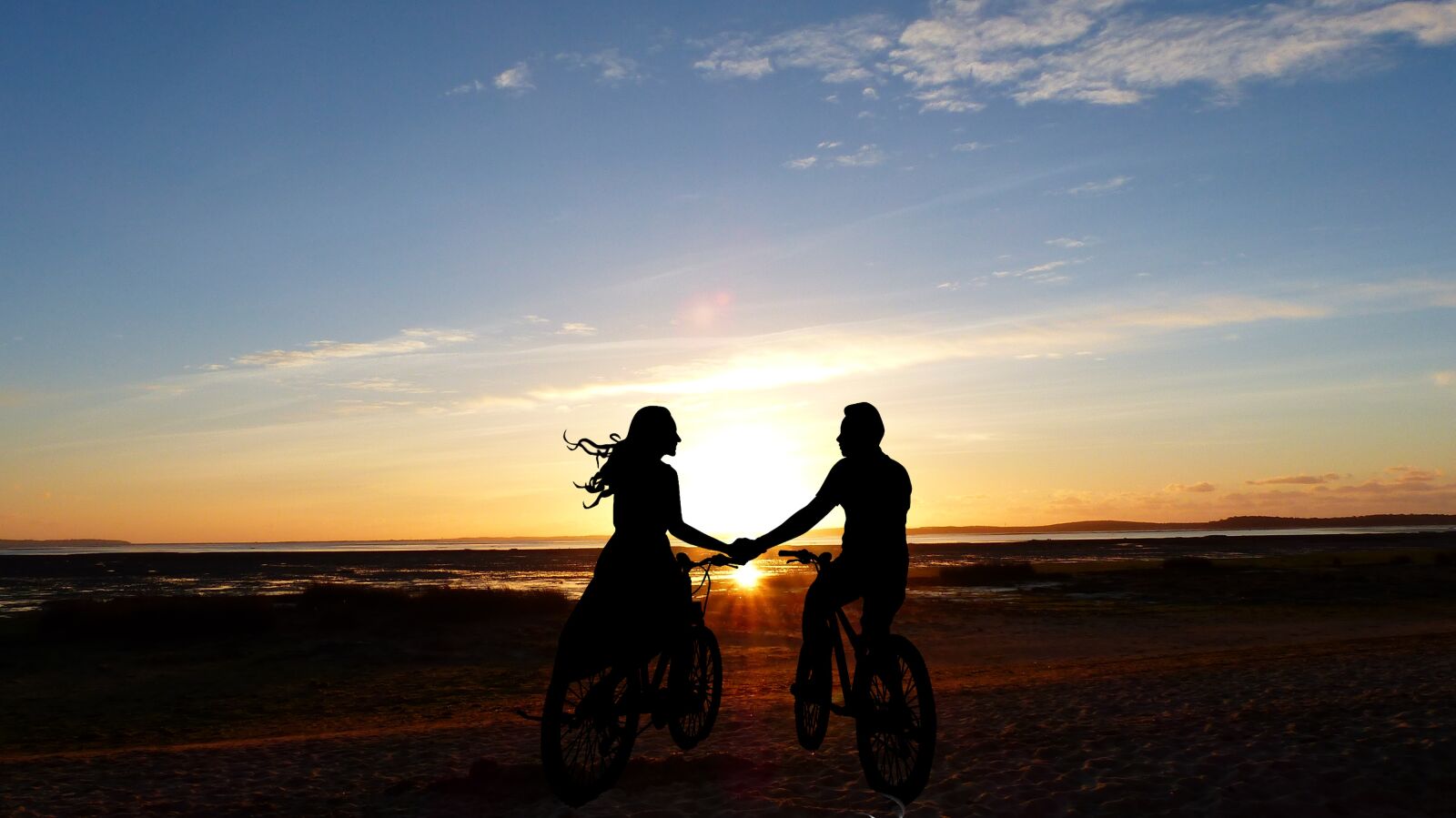 Panasonic Lumix DMC-FZ200 sample photo. Sunset, ocean, beach photography
