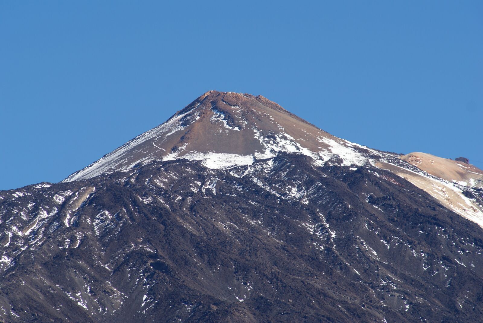 Sony Alpha DSLR-A200 sample photo. Mountain, snow, mountain summit photography