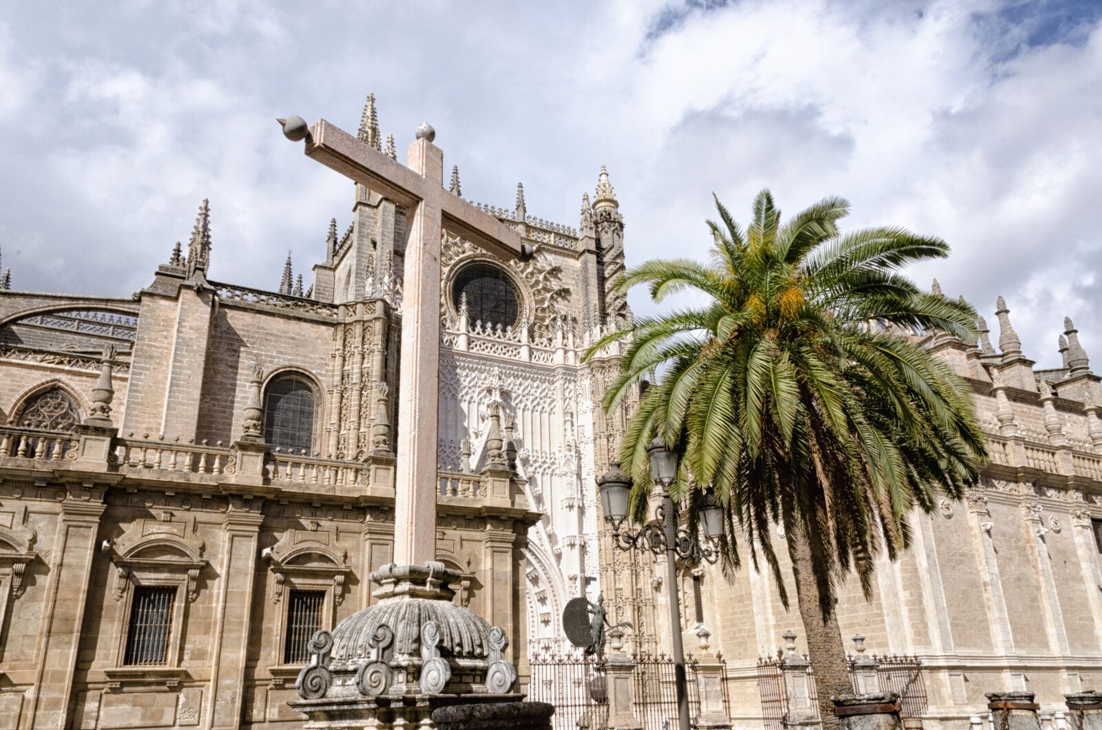 Nikon D5100 sample photo. Architecture, travel, tourism photography