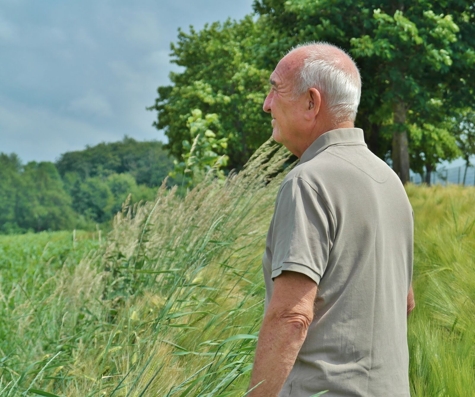 Samsung NX20 sample photo. Person, man, human photography