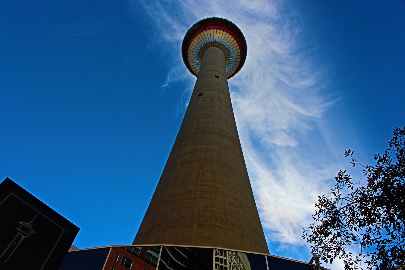 Canon EOS 700D (EOS Rebel T5i / EOS Kiss X7i) sample photo. Calgary tower, calgary downtown photography