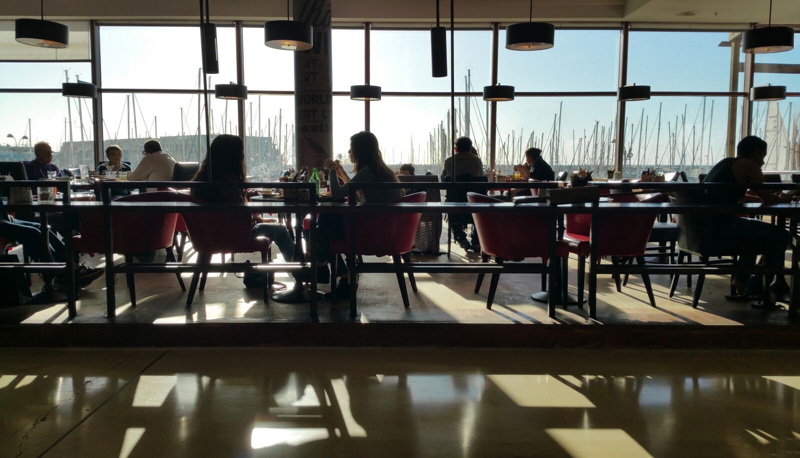 Samsung Galaxy Note4 sample photo. Restaurant, eating, interior photography