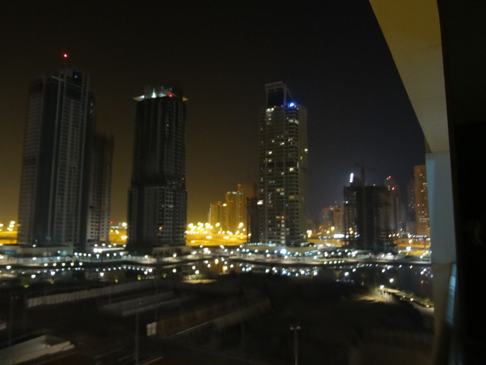 Sony DSC-WX7 sample photo. Dubai, night, skyscraper photography