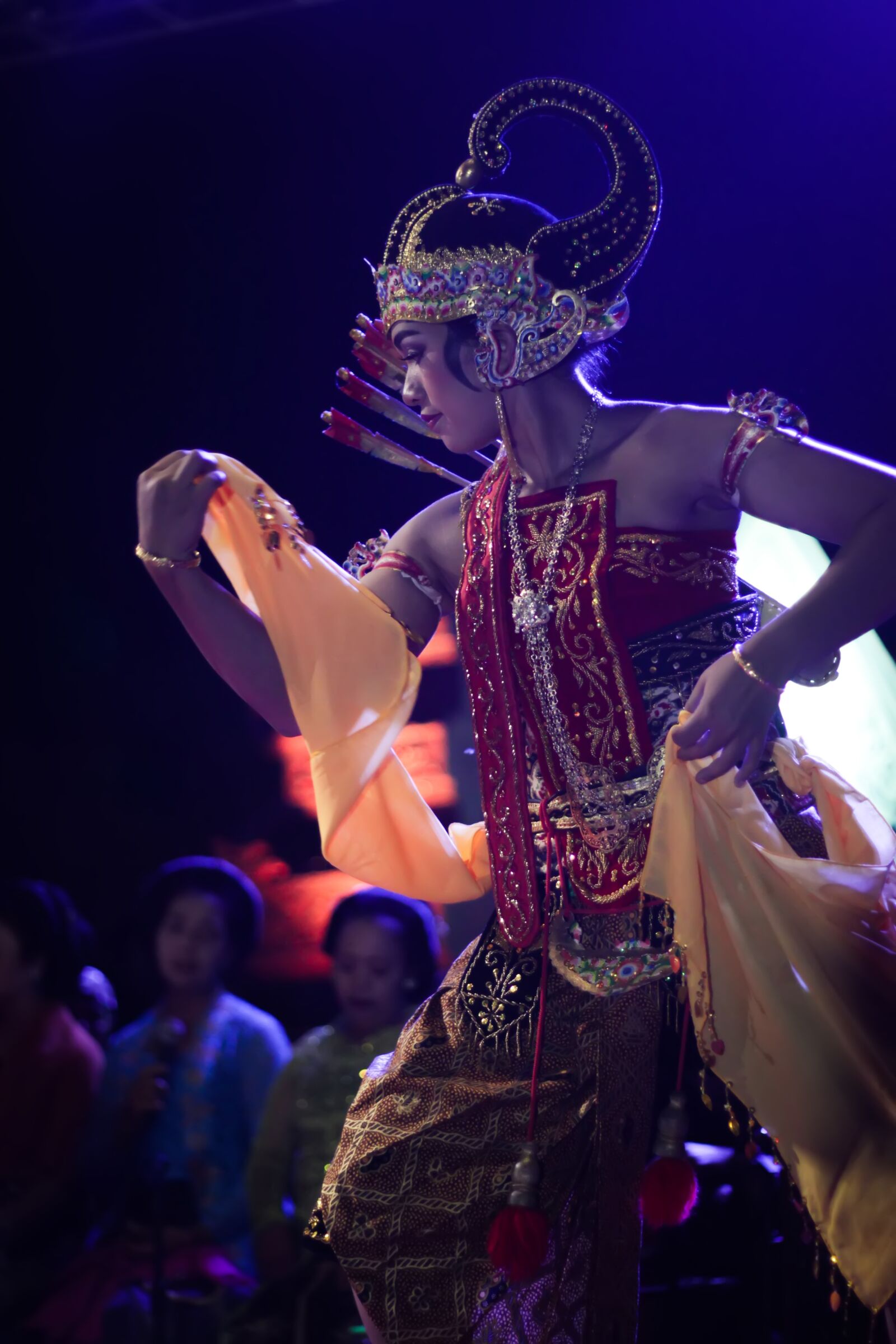 Canon EOS 500D (EOS Rebel T1i / EOS Kiss X3) sample photo. Performance, stage, concert photography