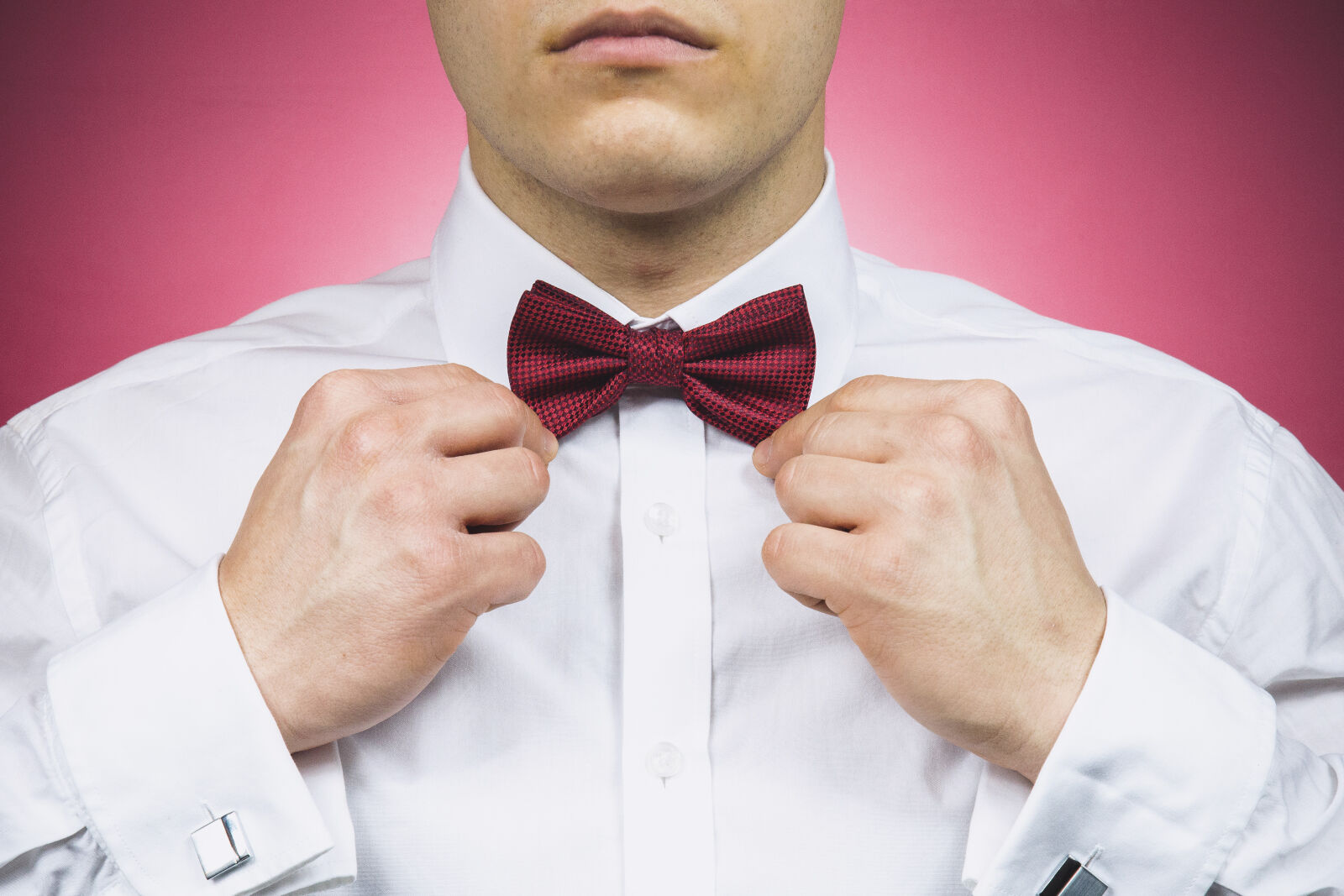 Canon EF 24-105mm F4L IS USM sample photo. Man, holding, bowtie photography
