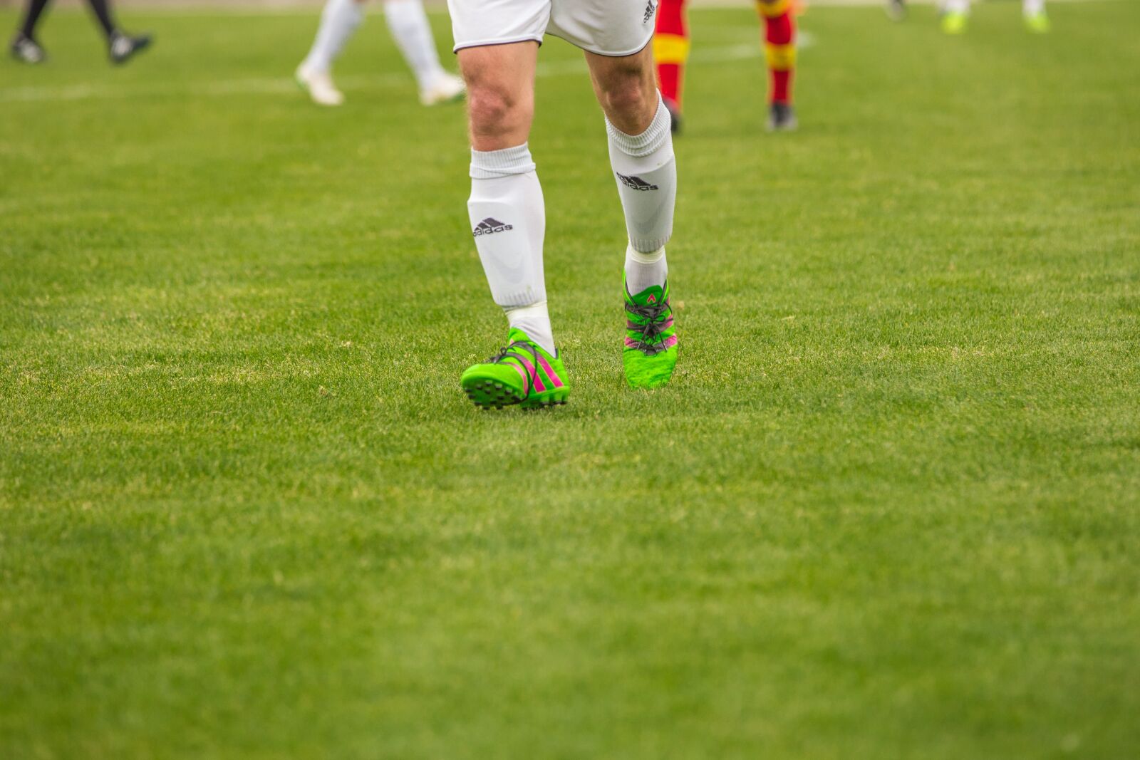 Canon EOS 6D sample photo. Football, duel, ball photography