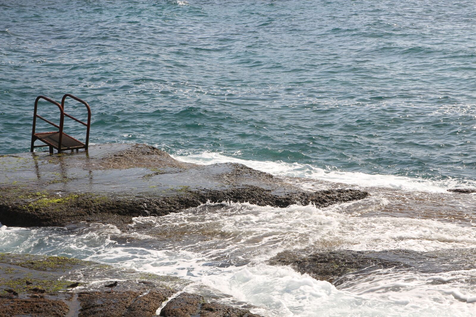 Canon EOS 700D (EOS Rebel T5i / EOS Kiss X7i) sample photo. Sea, ocean, rocks photography
