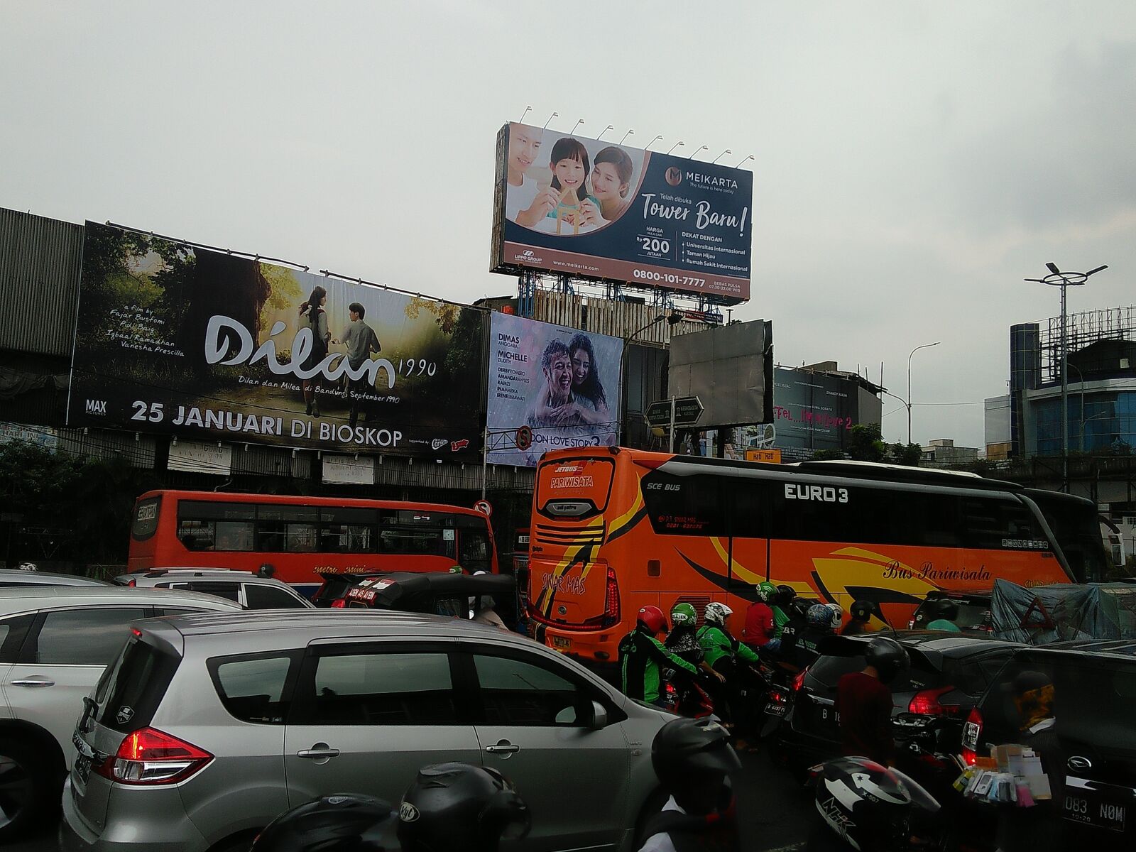 OPPO A37fw-International sample photo. Traffic, macet, macetdijakarta photography