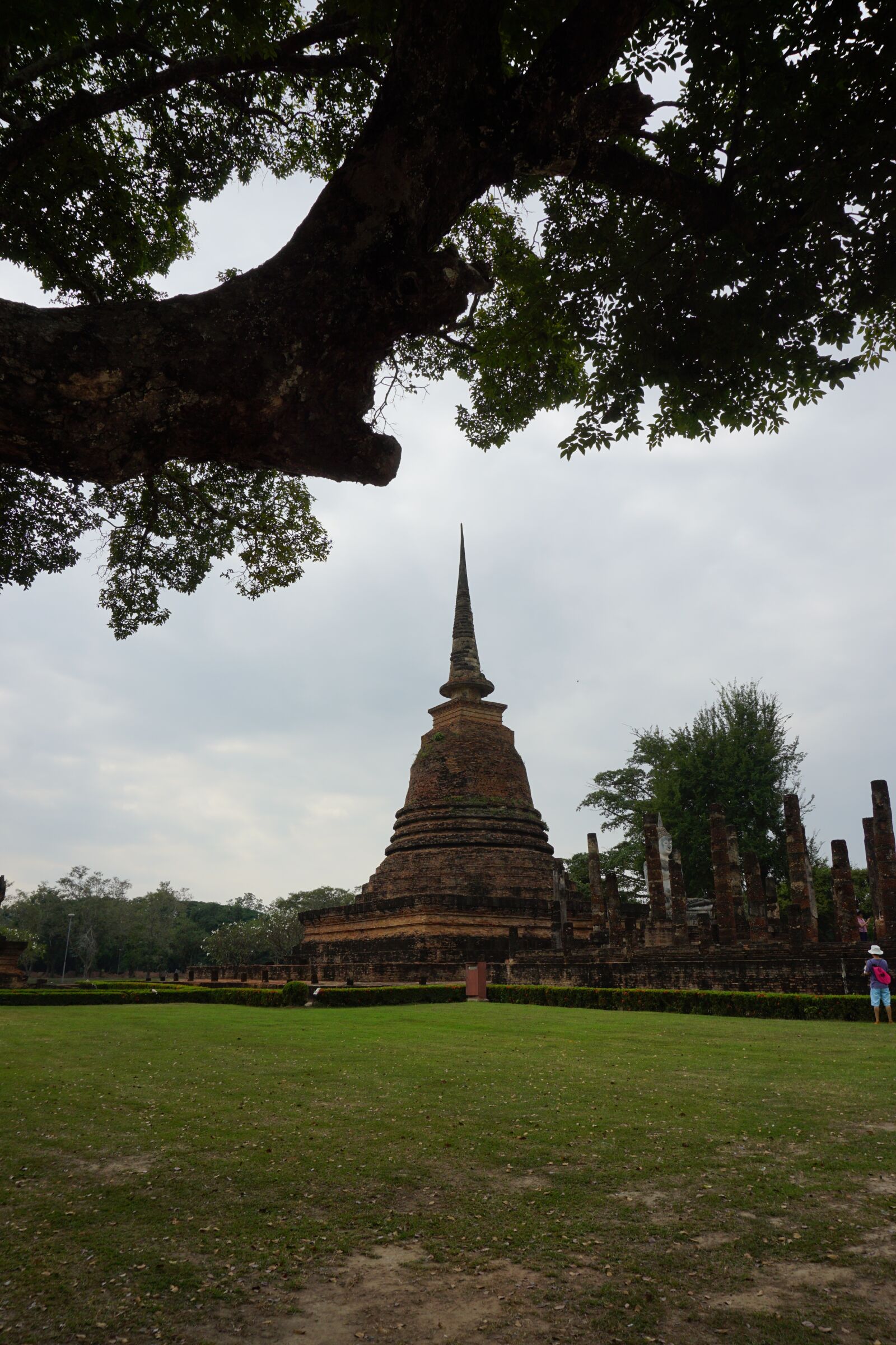Sony E 16-50mm F3.5-5.6 PZ OSS sample photo. Temple, old city, sukhothai photography