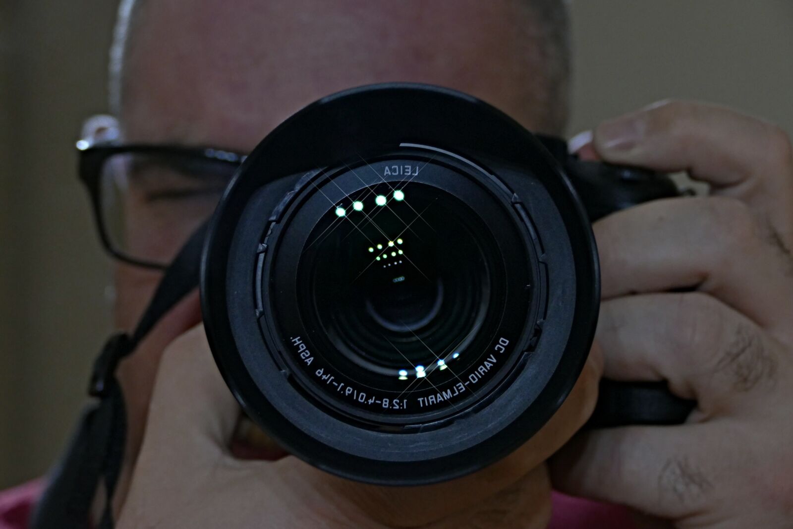 Panasonic Lumix DMC-FZ1000 sample photo. Camera, photographer, a man photography