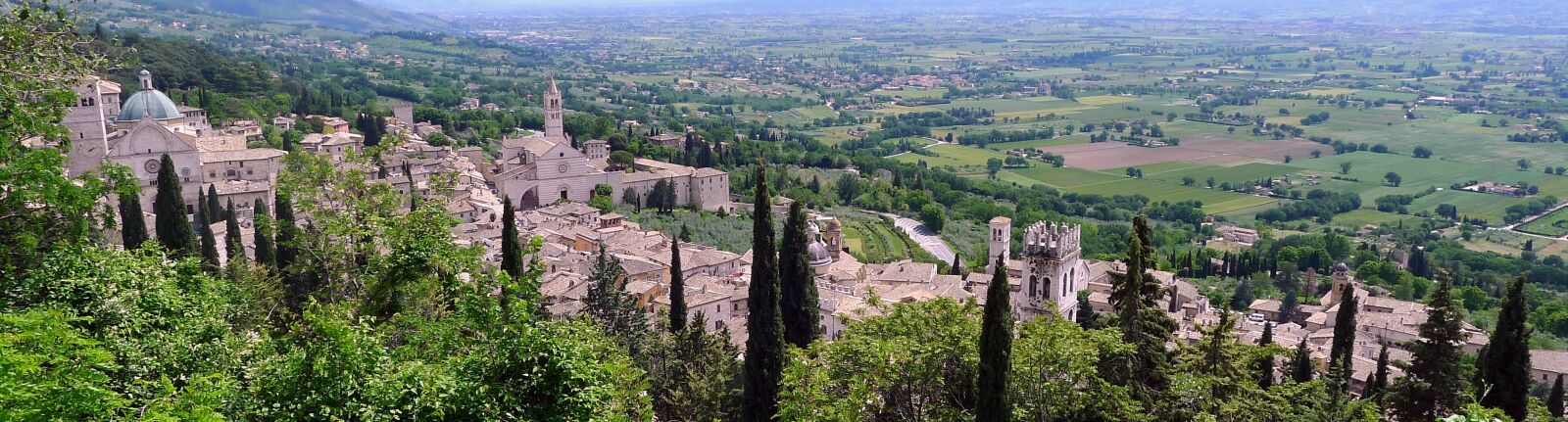 Panasonic Lumix DMC-LX5 sample photo. Assisi, landscape, santa chiara photography
