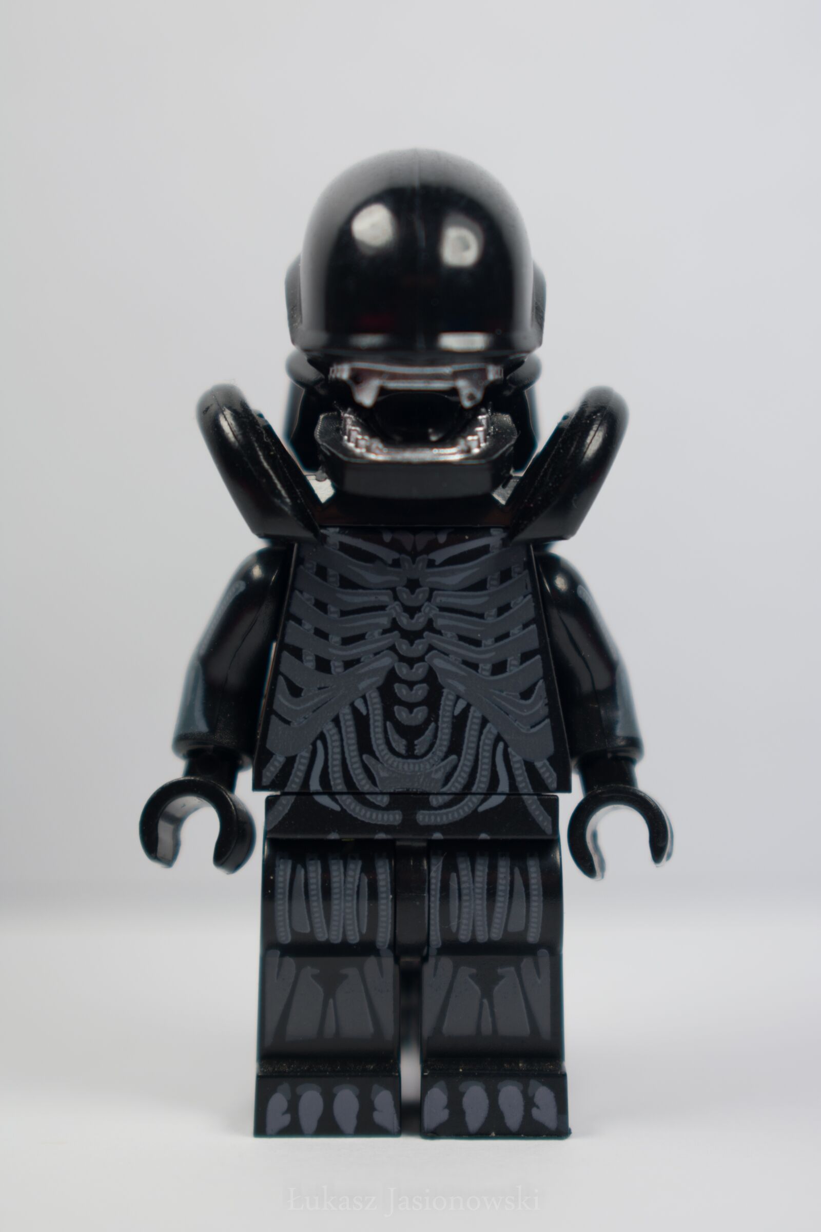 Nikon D3400 sample photo. Lego, minifigurka, lego alien photography