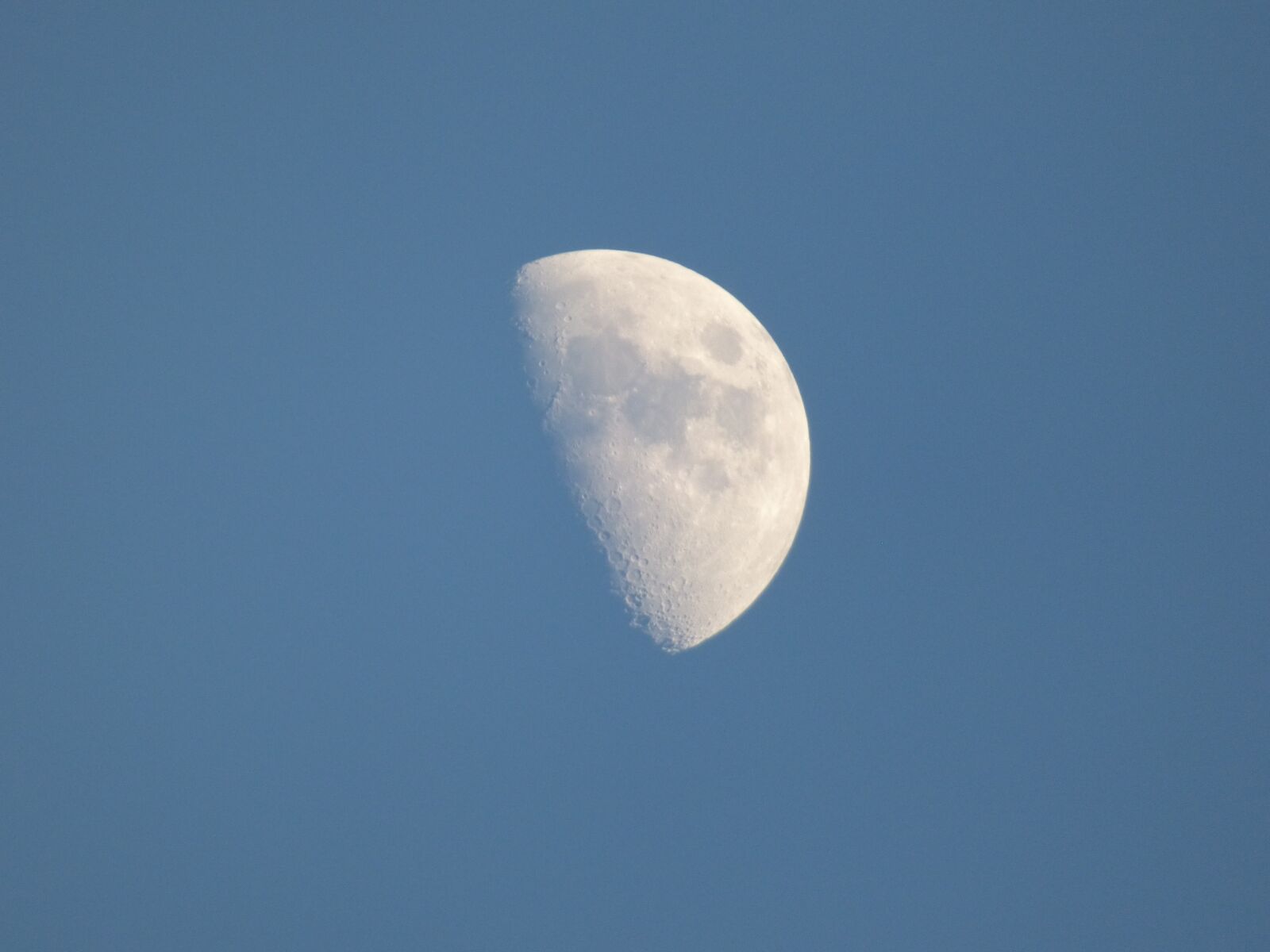 Panasonic DMC-FZ72 sample photo. Moon, satellite, solar system photography