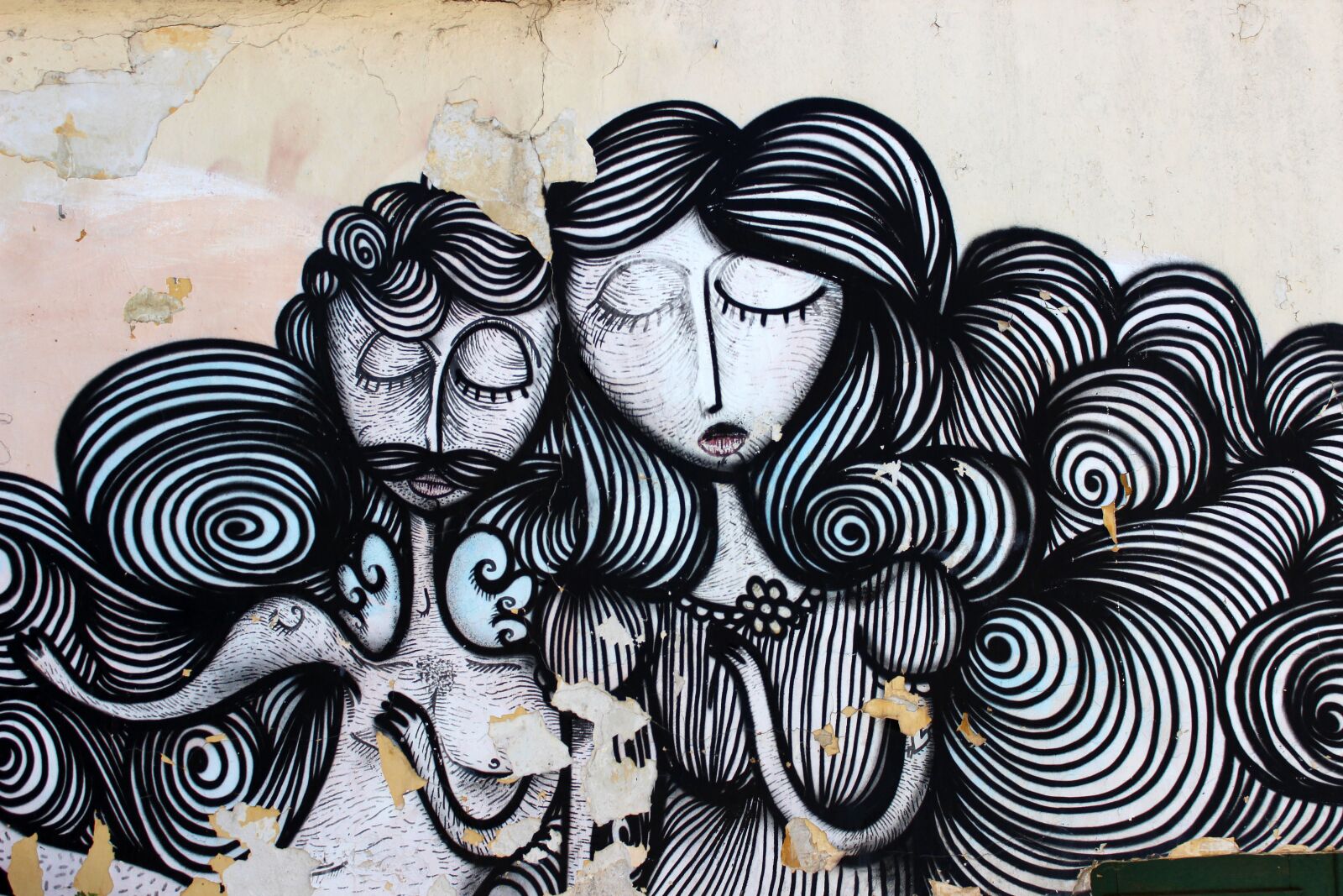 Canon EOS 600D (Rebel EOS T3i / EOS Kiss X5) sample photo. Graffiti, athena, hair photography