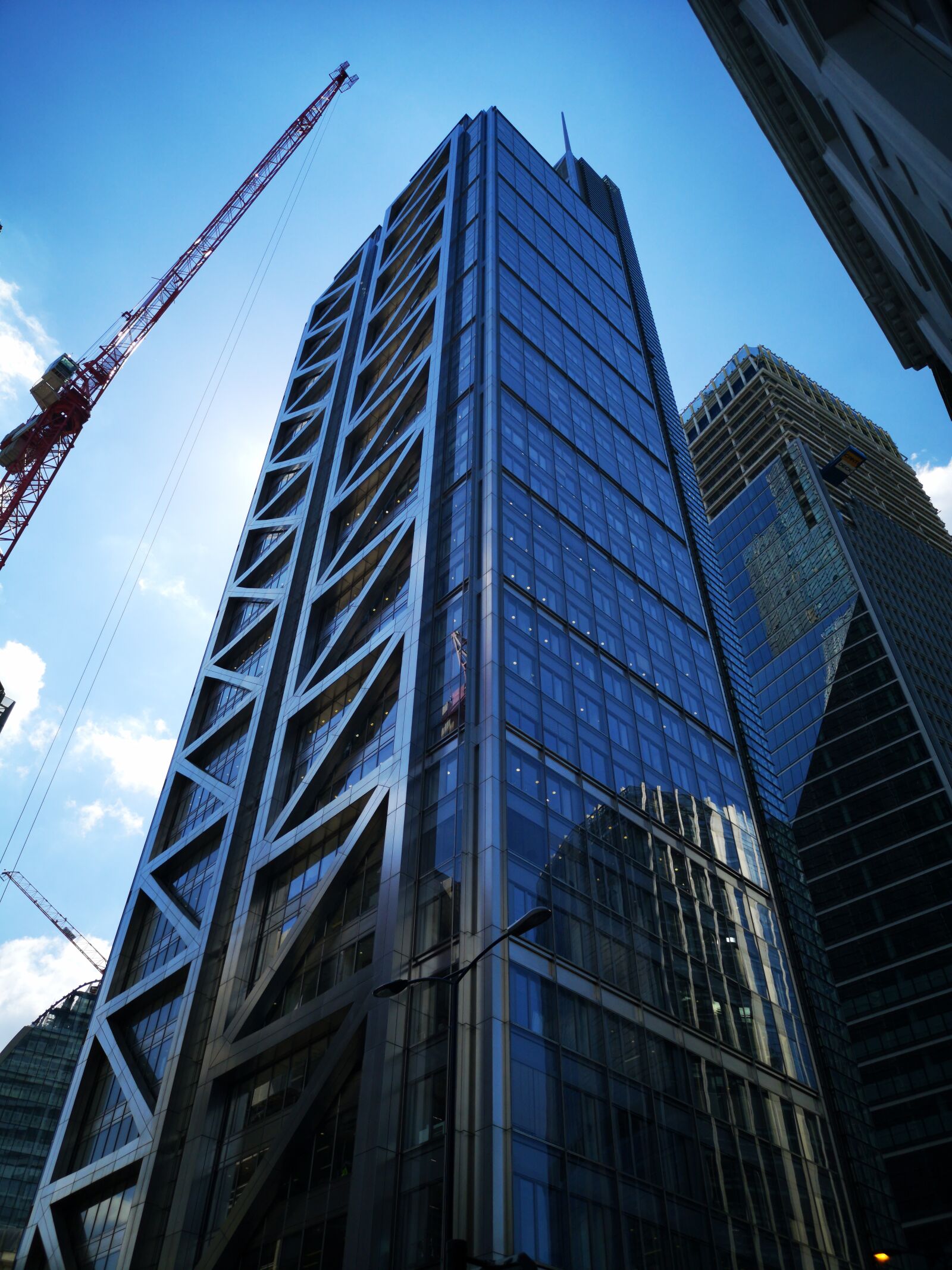 HUAWEI CLT-L09 sample photo. London, skyscraper, tower photography