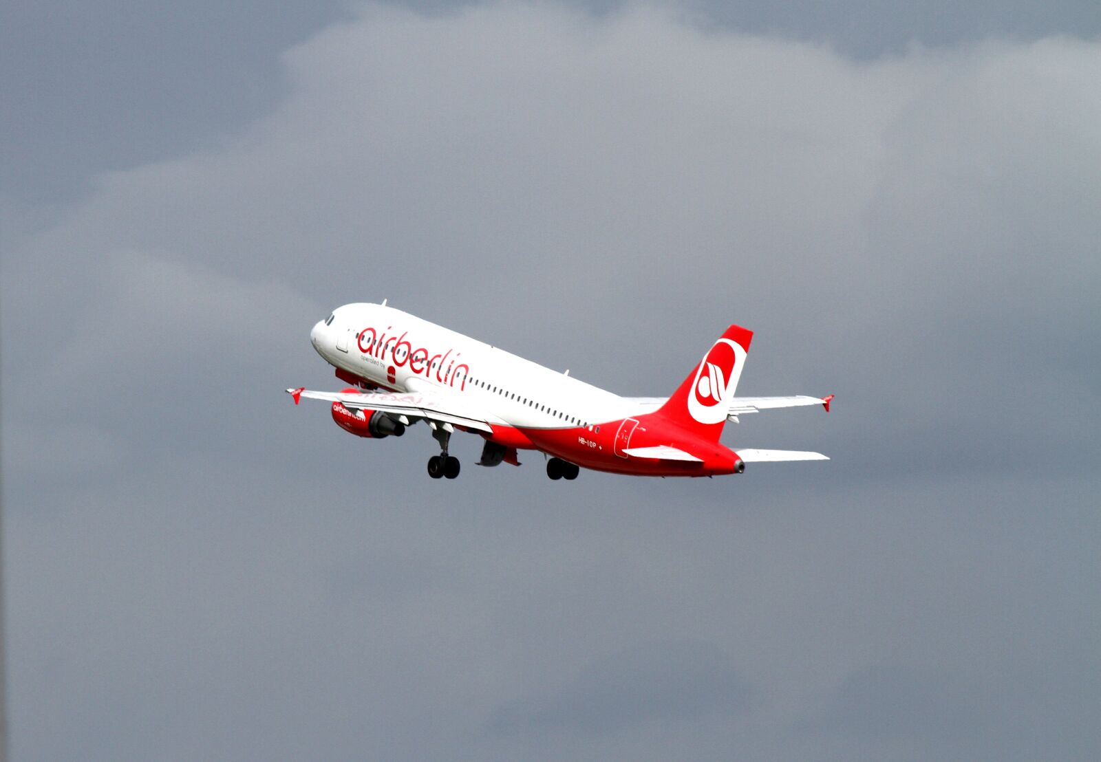 Canon EOS 7D sample photo. Aircraft, airberlin, aviation photography