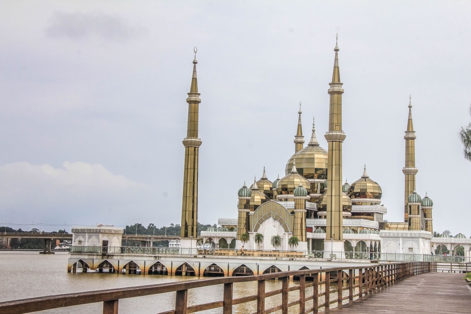 Canon EOS 60D sample photo. Masjid kristal, mosque, beautiful photography