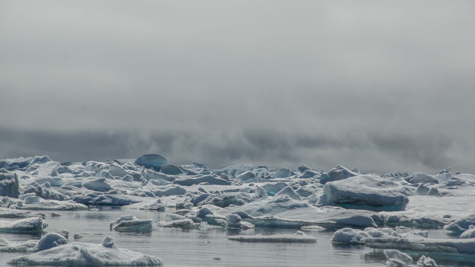 Sony SLT-A65 (SLT-A65V) sample photo. Drift ice, iceberg, frozen photography