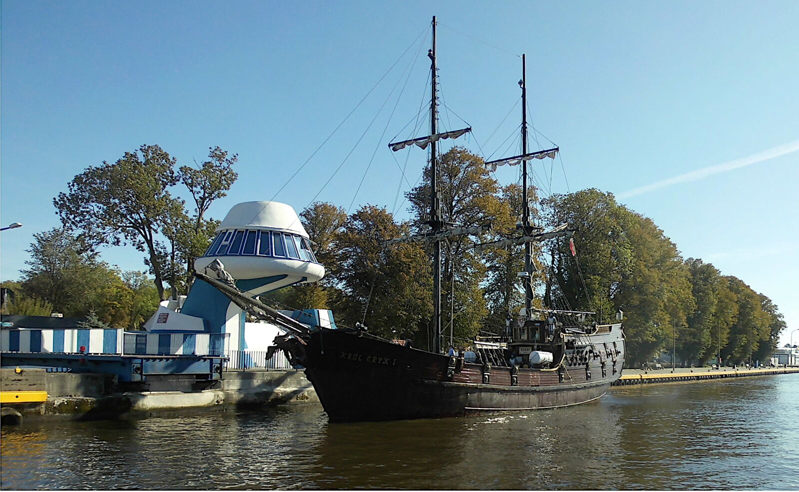 MEDION MD86824 sample photo. Ship, old, sailing vessel photography