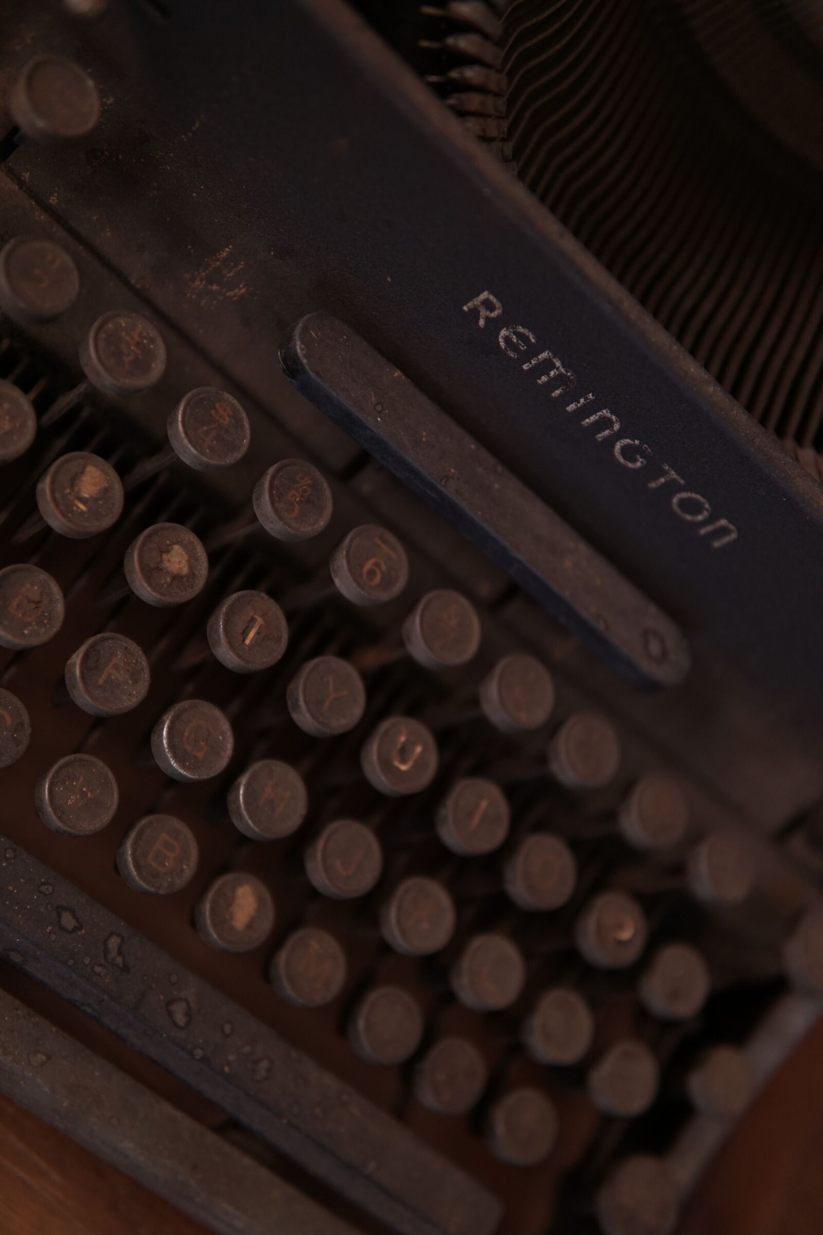 30mm F1.4 DC DN | Contemporary 016 sample photo. Typewriter, antique, old photography