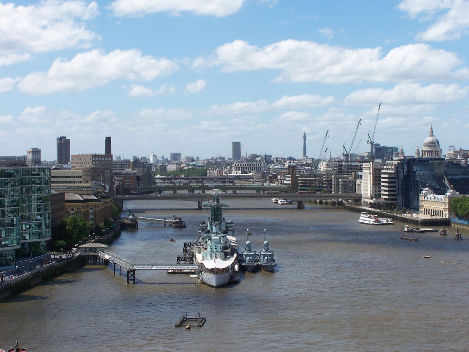 Kodak DX6490 ZOOM DIGITAL CAMERA sample photo. Shipyard, thames photography