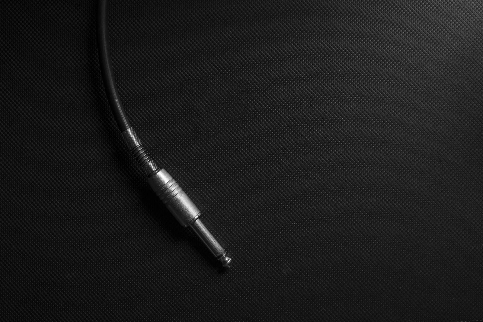 Fujifilm X-H1 + Fujifilm XF 23mm F1.4 R sample photo. Cable, the music background photography
