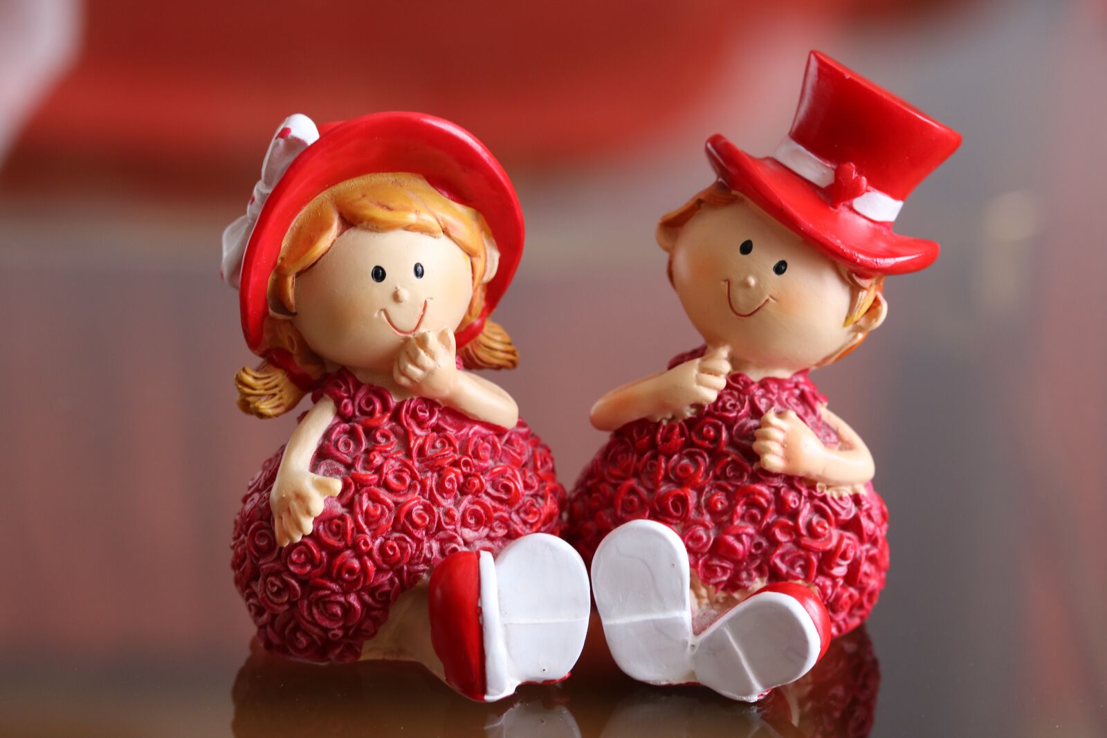 Canon EF-S 60mm F2.8 Macro USM sample photo. Figurines, ornament, decoration photography