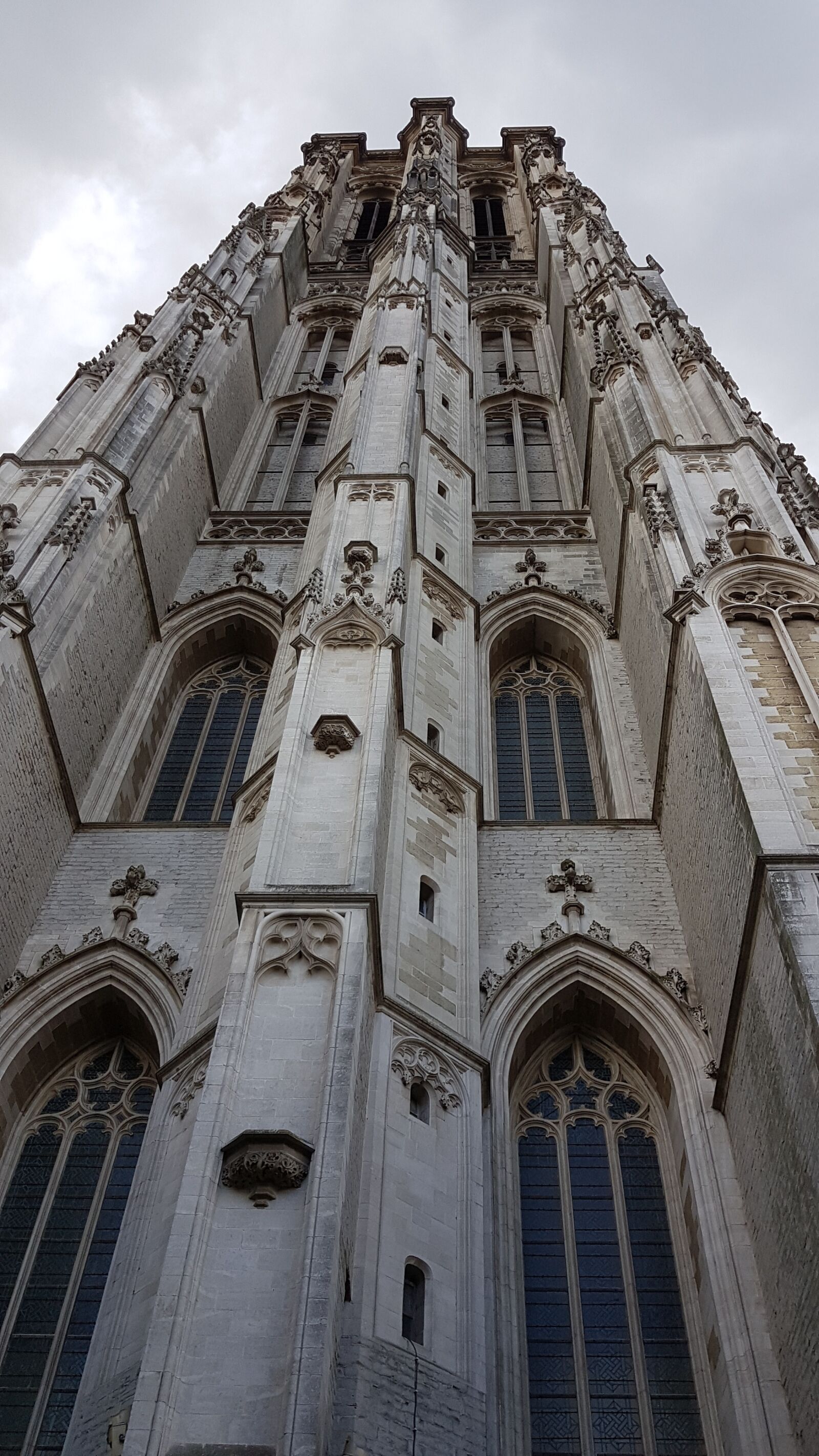 Samsung Galaxy S7 Edge sample photo. Mechelen, belgium, cathedral photography