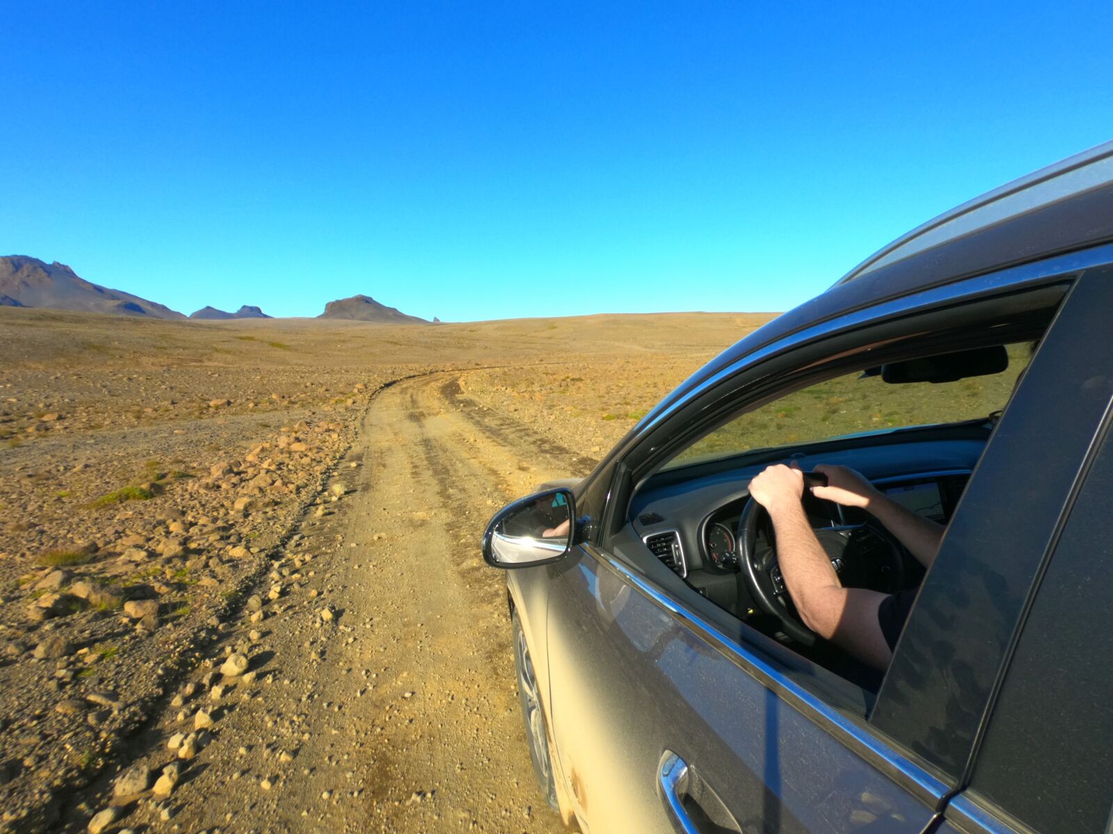 GoPro Hero7 Black sample photo. Road, route, cailloux photography