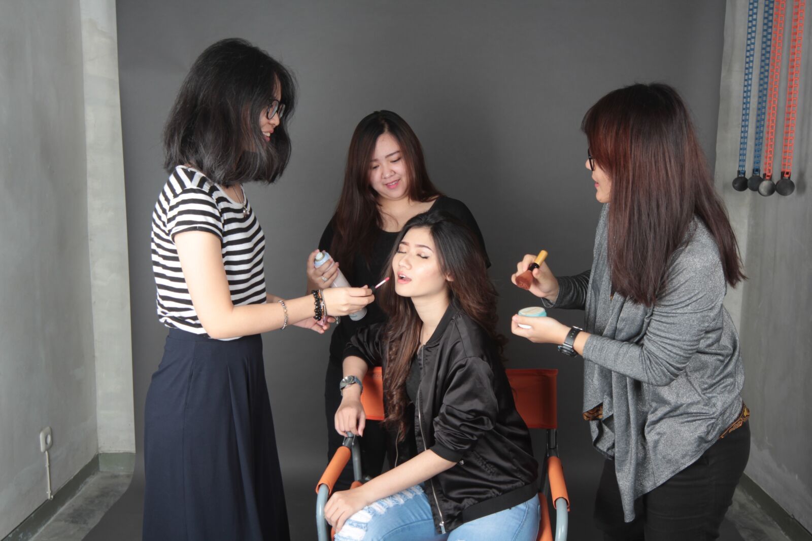 Canon EOS 60D sample photo. Makeup, girl, studio photography
