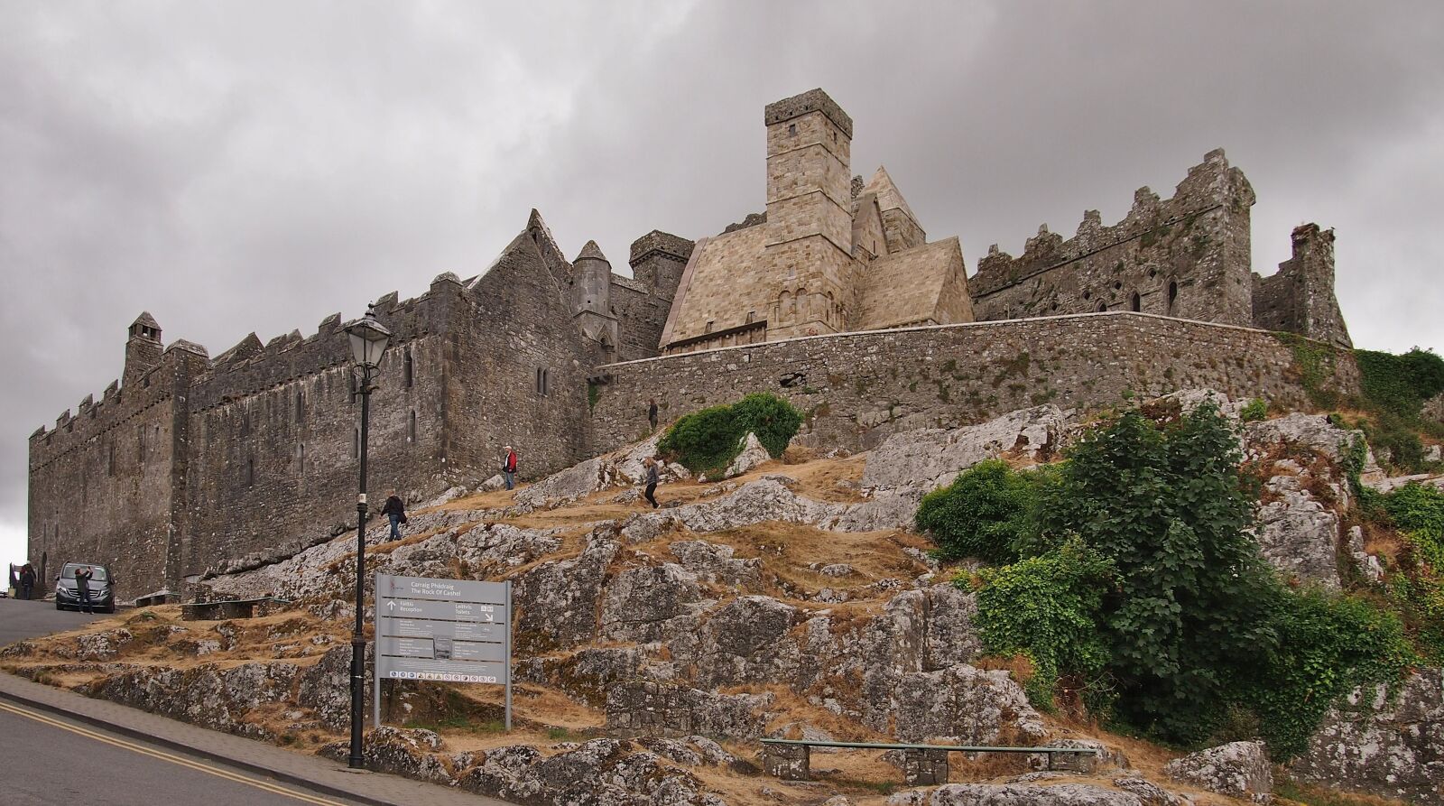 Olympus PEN E-PM1 sample photo. Rock of cashel, castle photography