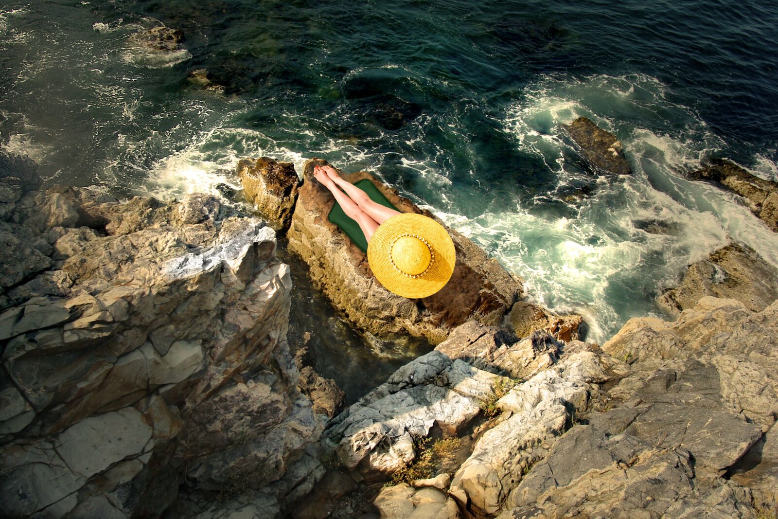 Sony DSC-H3 sample photo. Woman, sunbathing, shore photography