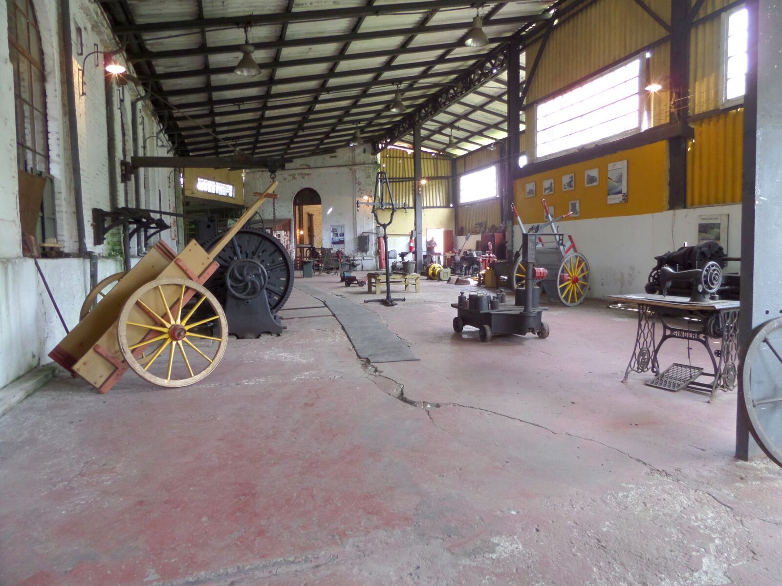 Samsung WB250F/WB251F/WB252F sample photo. Antique, brasil, history, old photography