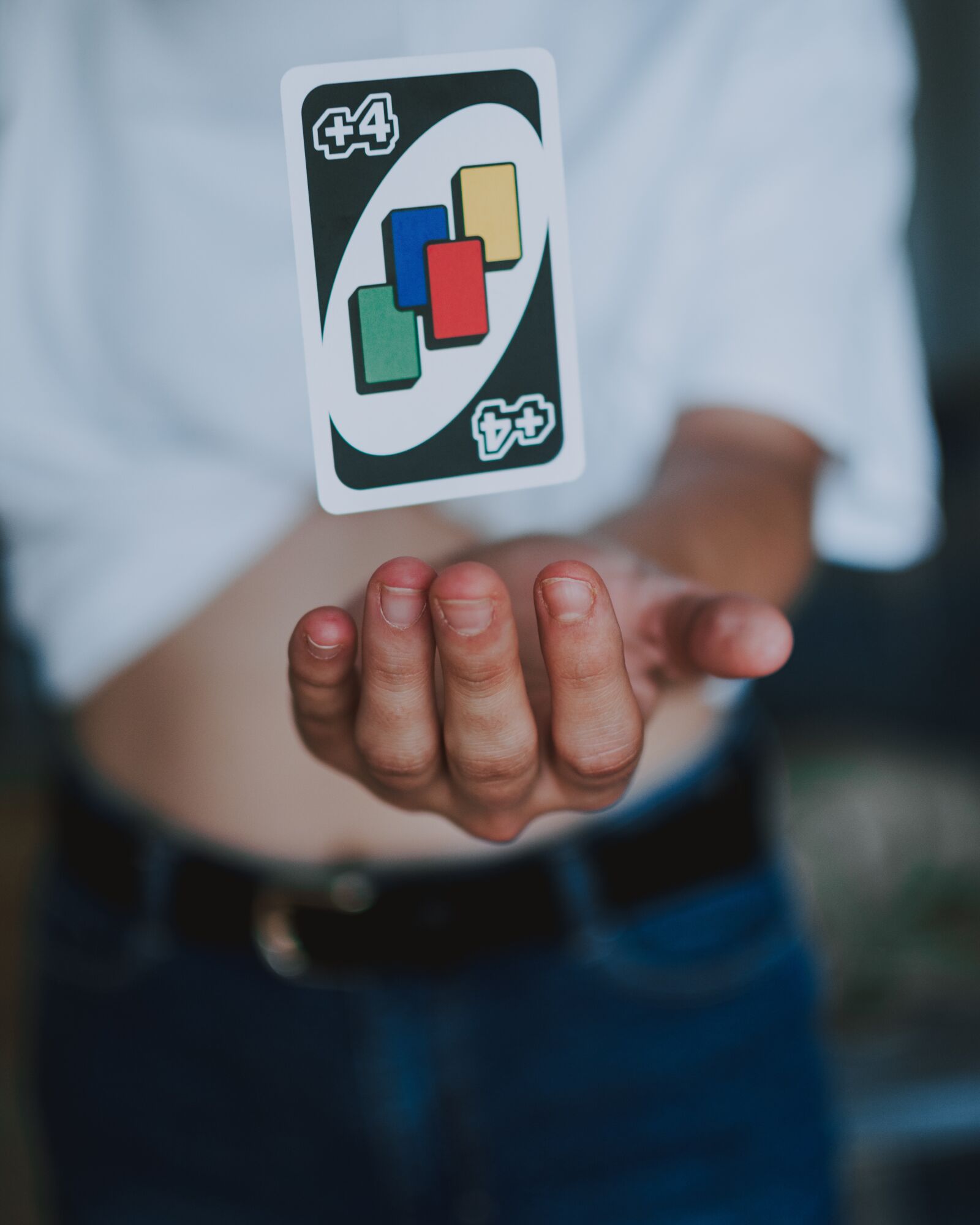Nikon D5200 sample photo. Uno card, float, childhood photography