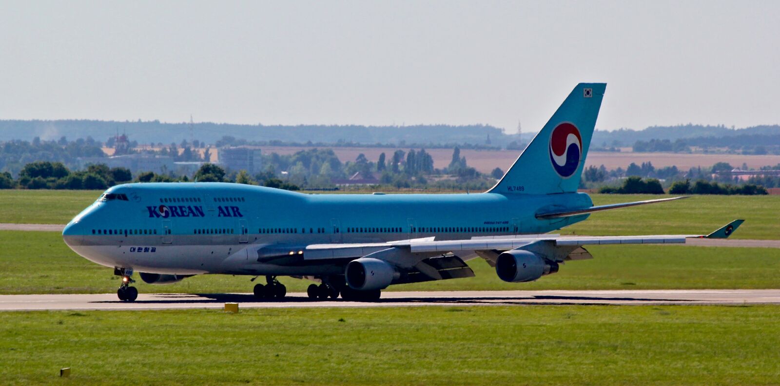 Canon EOS 550D (EOS Rebel T2i / EOS Kiss X4) sample photo. Aircraft, jumbo jet, boeing photography