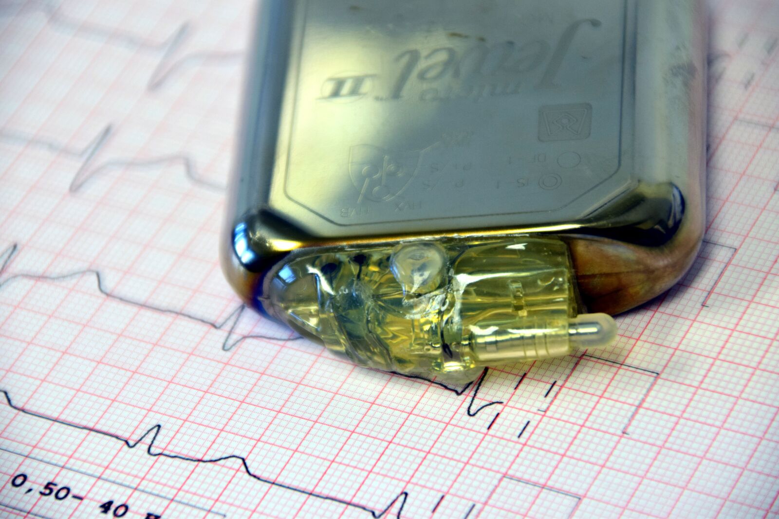 Nikon D3300 sample photo. Pacemaker, cardiac pacemaker, pacemaker photography